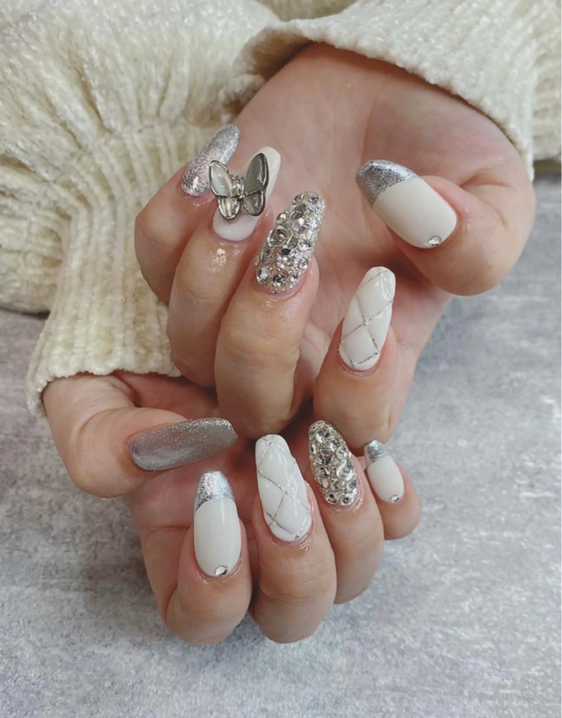 ネイル ハンドネイル 𝑺 𝒏𝒂𝒊𝒍✳︎のネイルデザイン