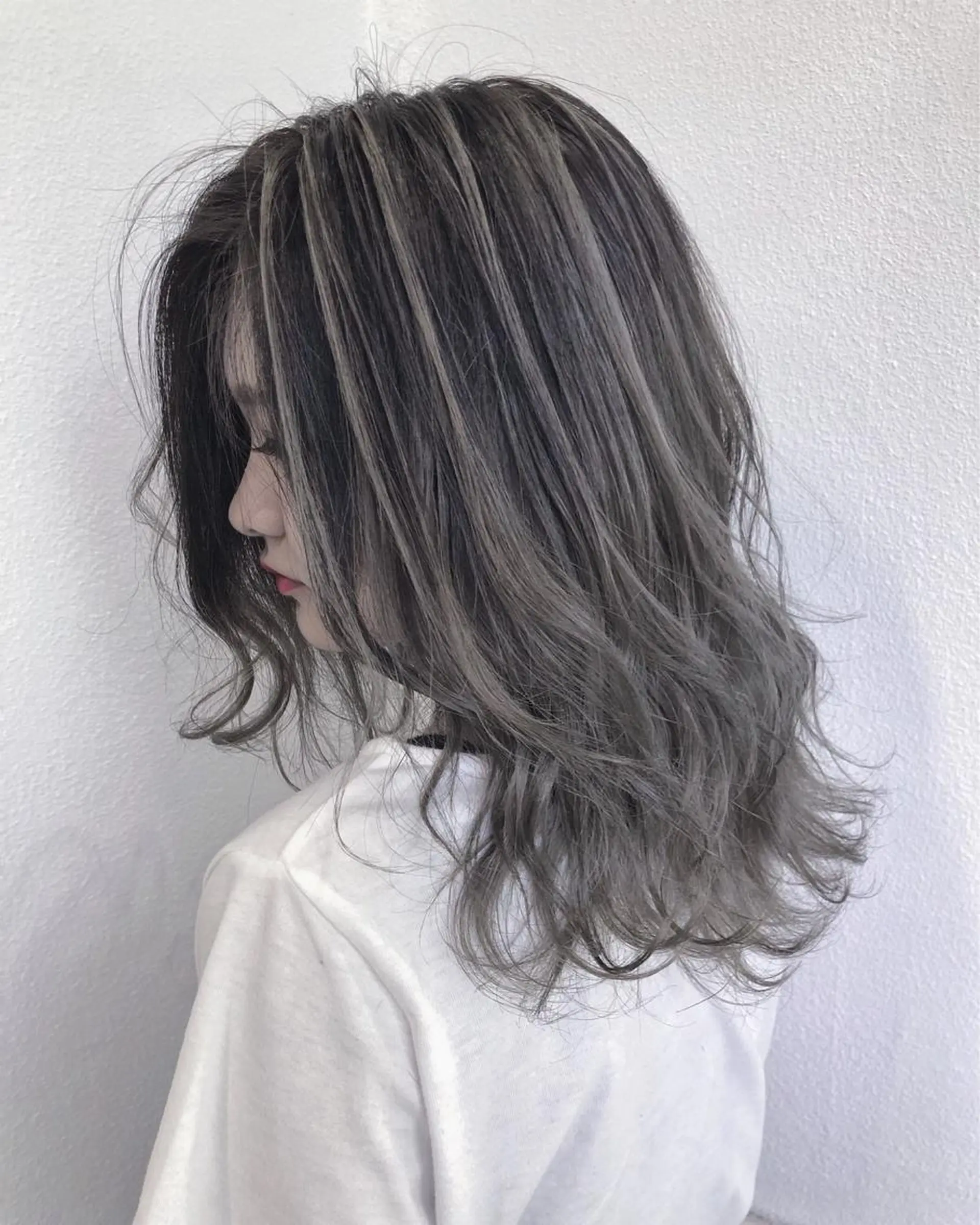 ミディアム カラー ヘアアレンジ ハイライトカラー ハイライト ヘアカラー トリートメント GiseL天神カラー 髪質改善/ブリーチのヘアスタイル