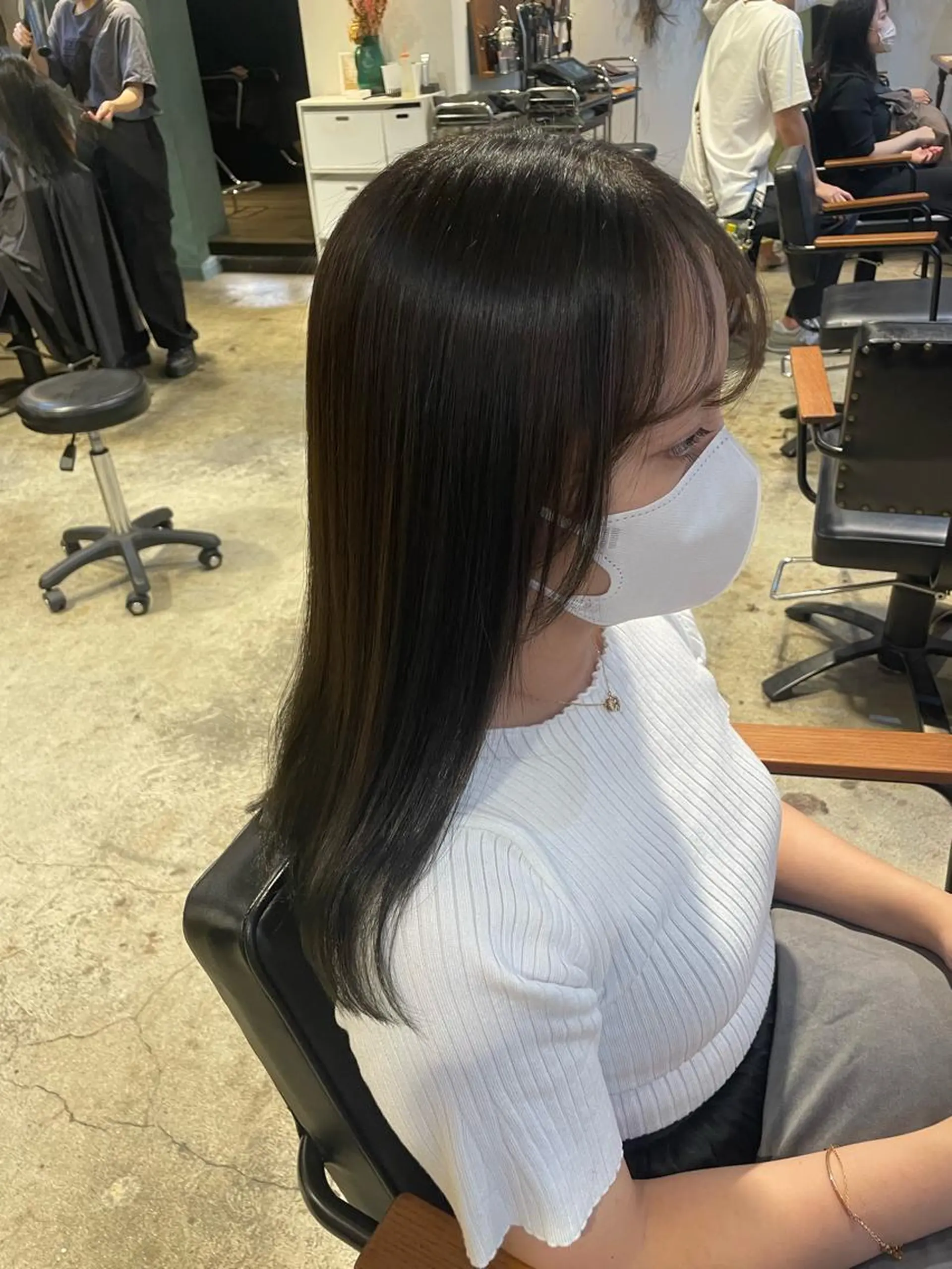 セミロング カット 縮毛矯正 トリートメント ｅｒｉ 🧴🫧のヘアスタイル