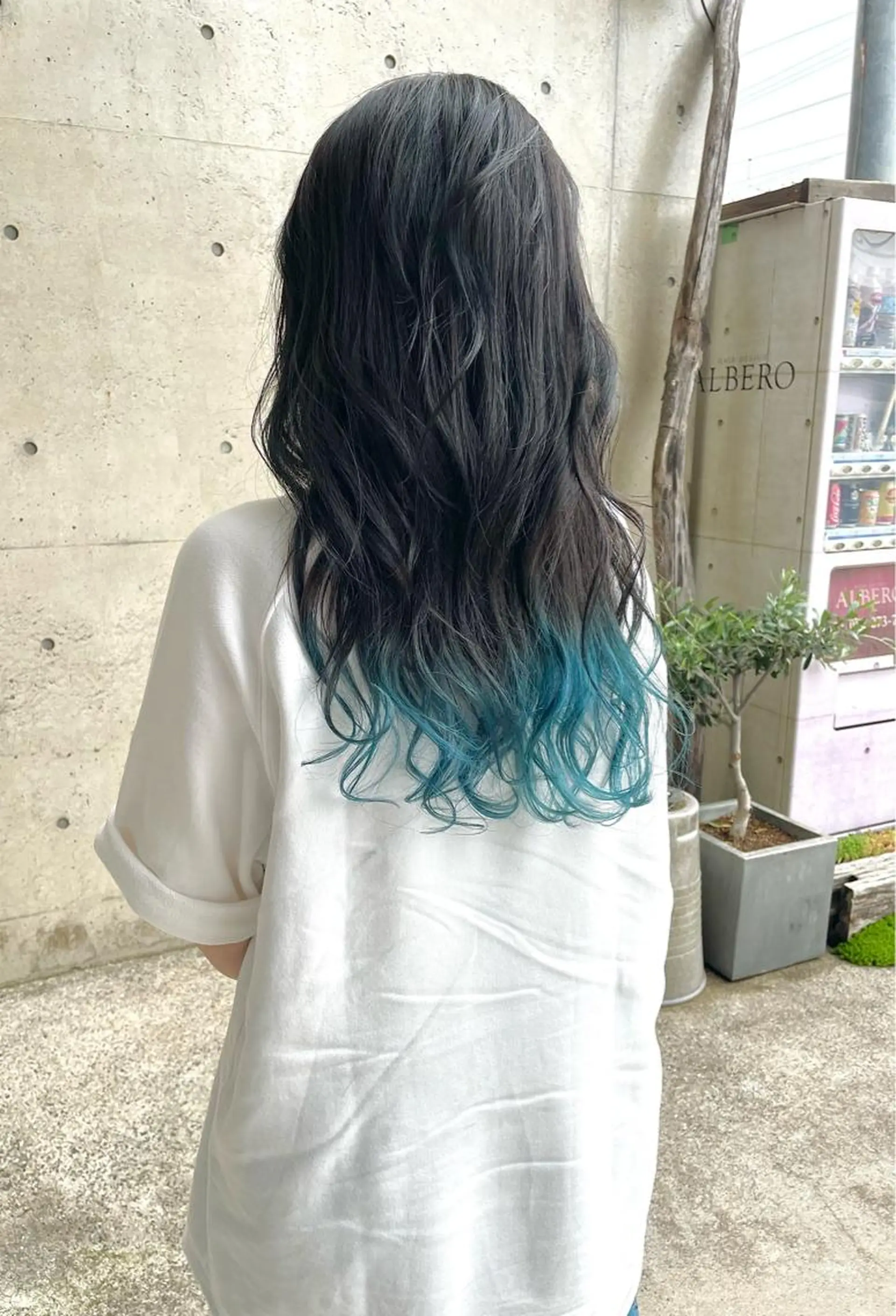 ロング カラー 日高 香織のヘアスタイル