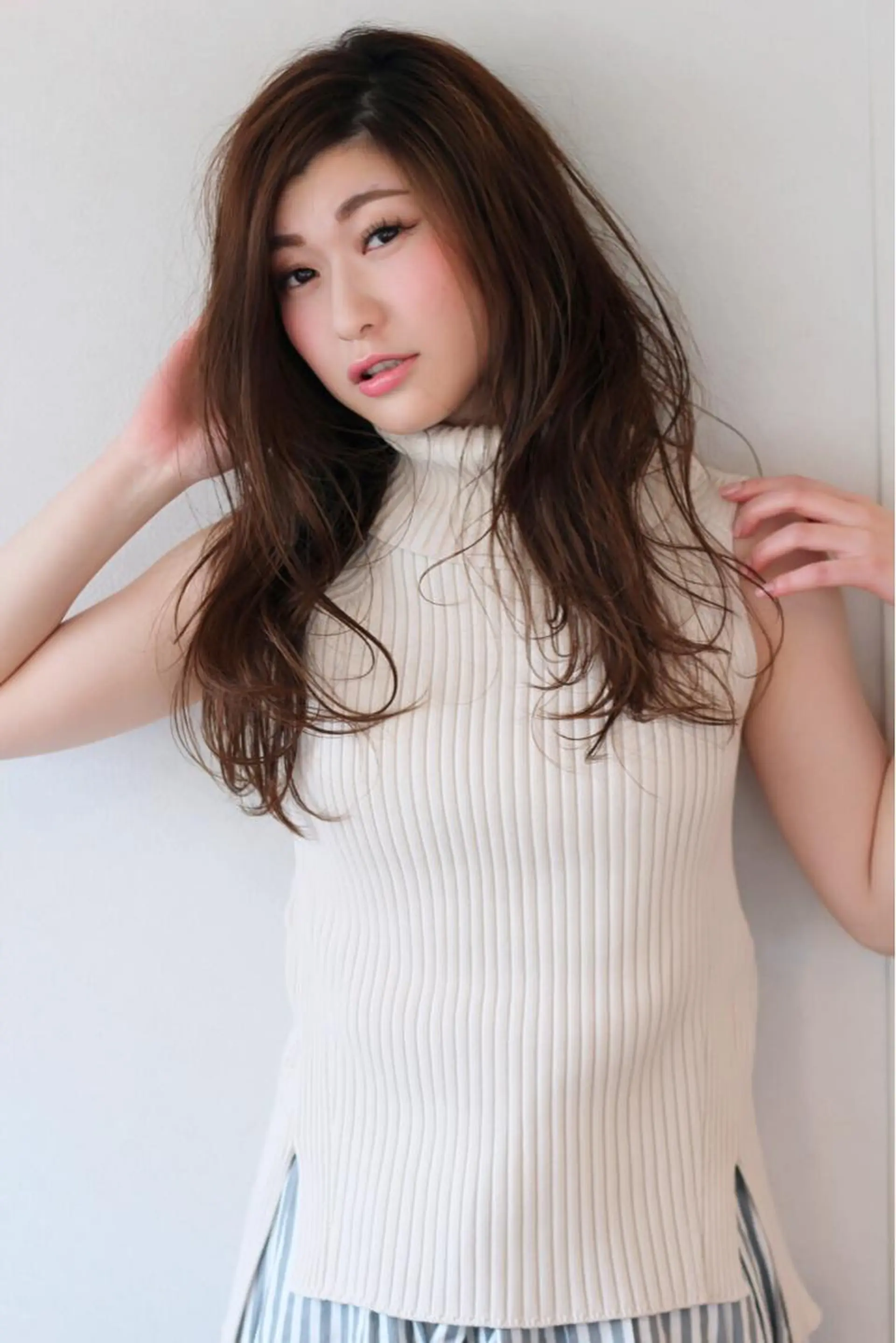 ロング カラー カット パーマ トリートメント 小西 裕大のヘアスタイル