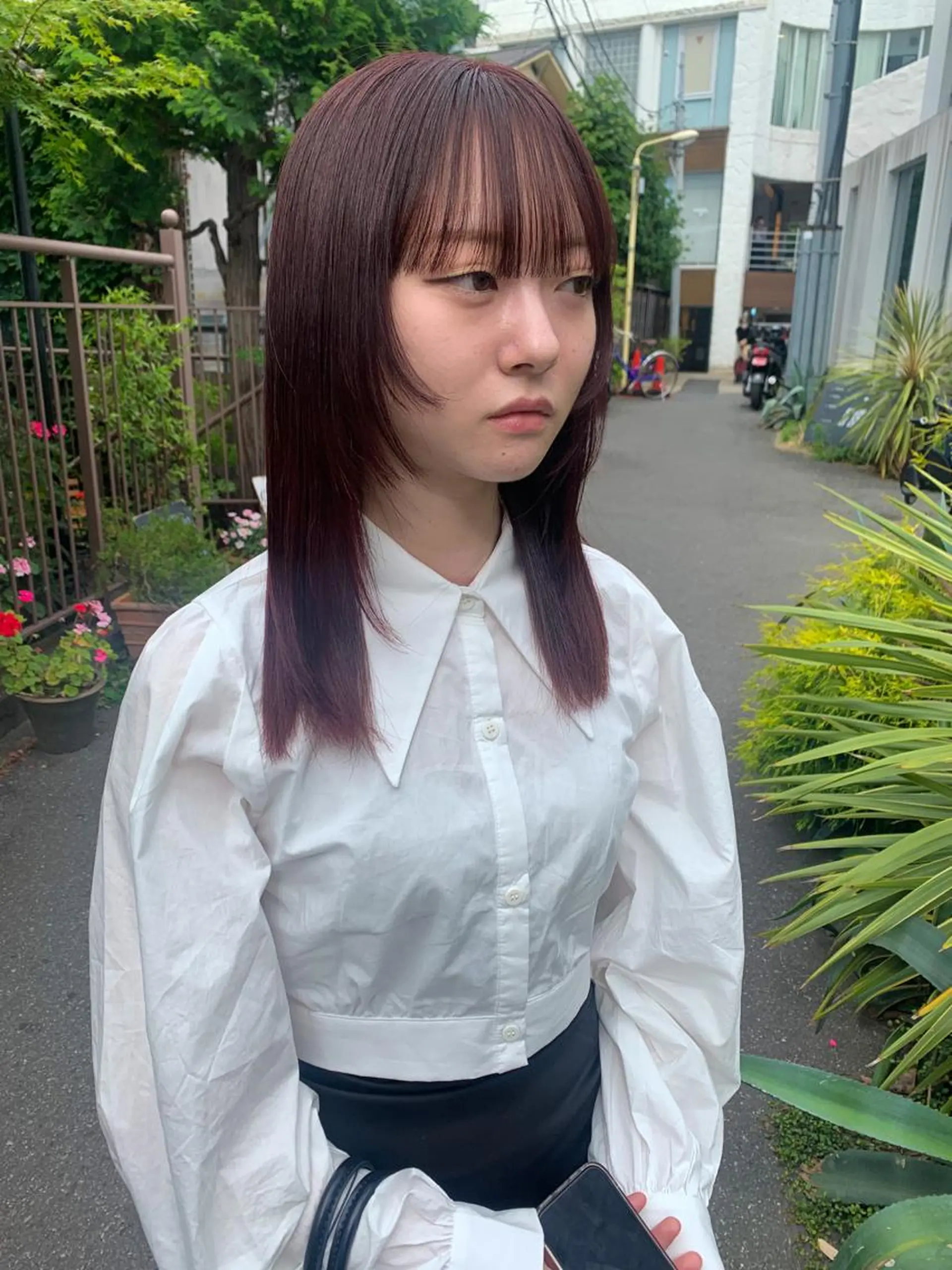 ロング カラー カシス レッドカラー ボブ/顔まわりカット 💫大澤奈緒美のヘアスタイル