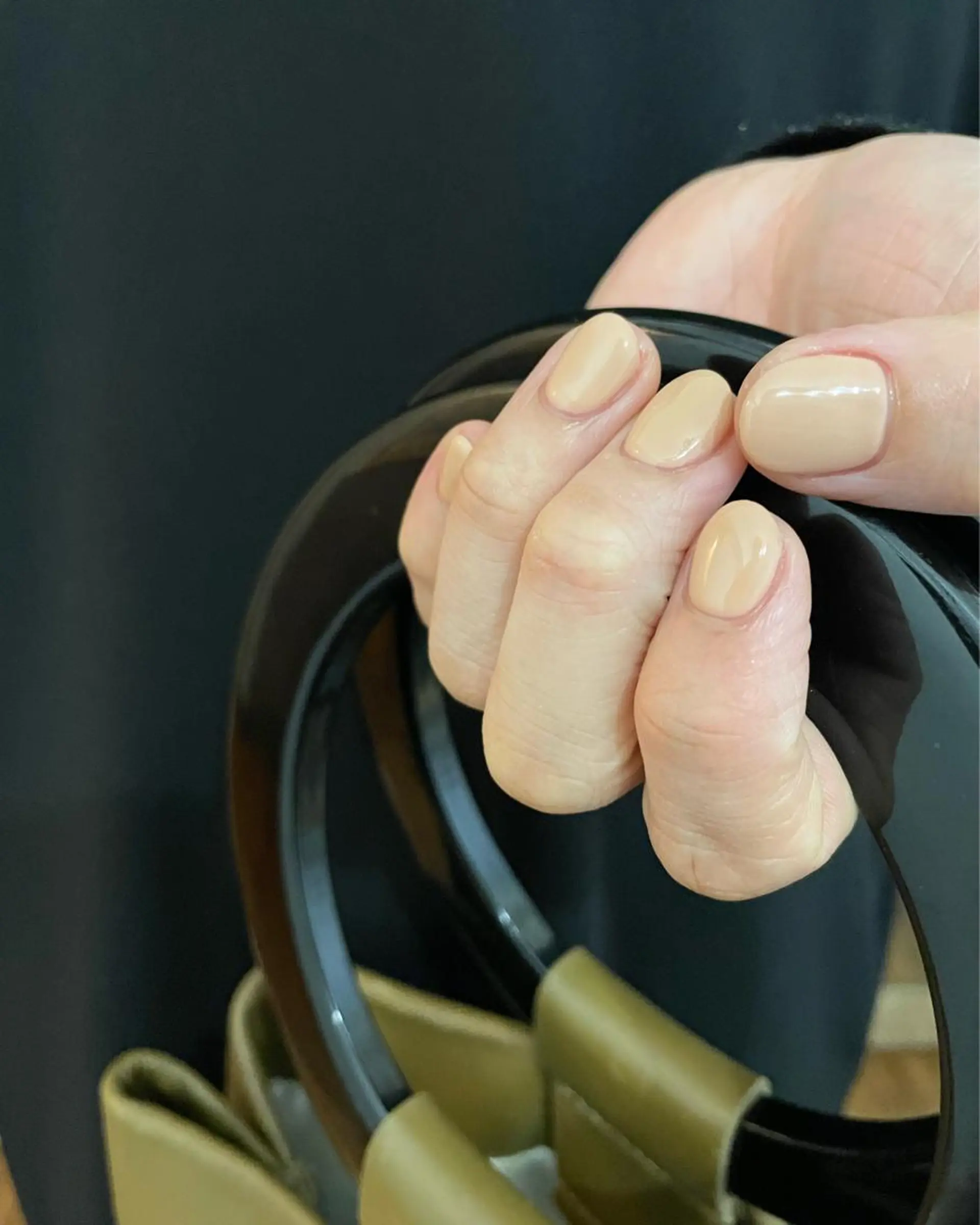 ネイル ピンク ピンクベージュ ハンドネイル フットネイル kiii.__ ✴︎*のネイルデザイン