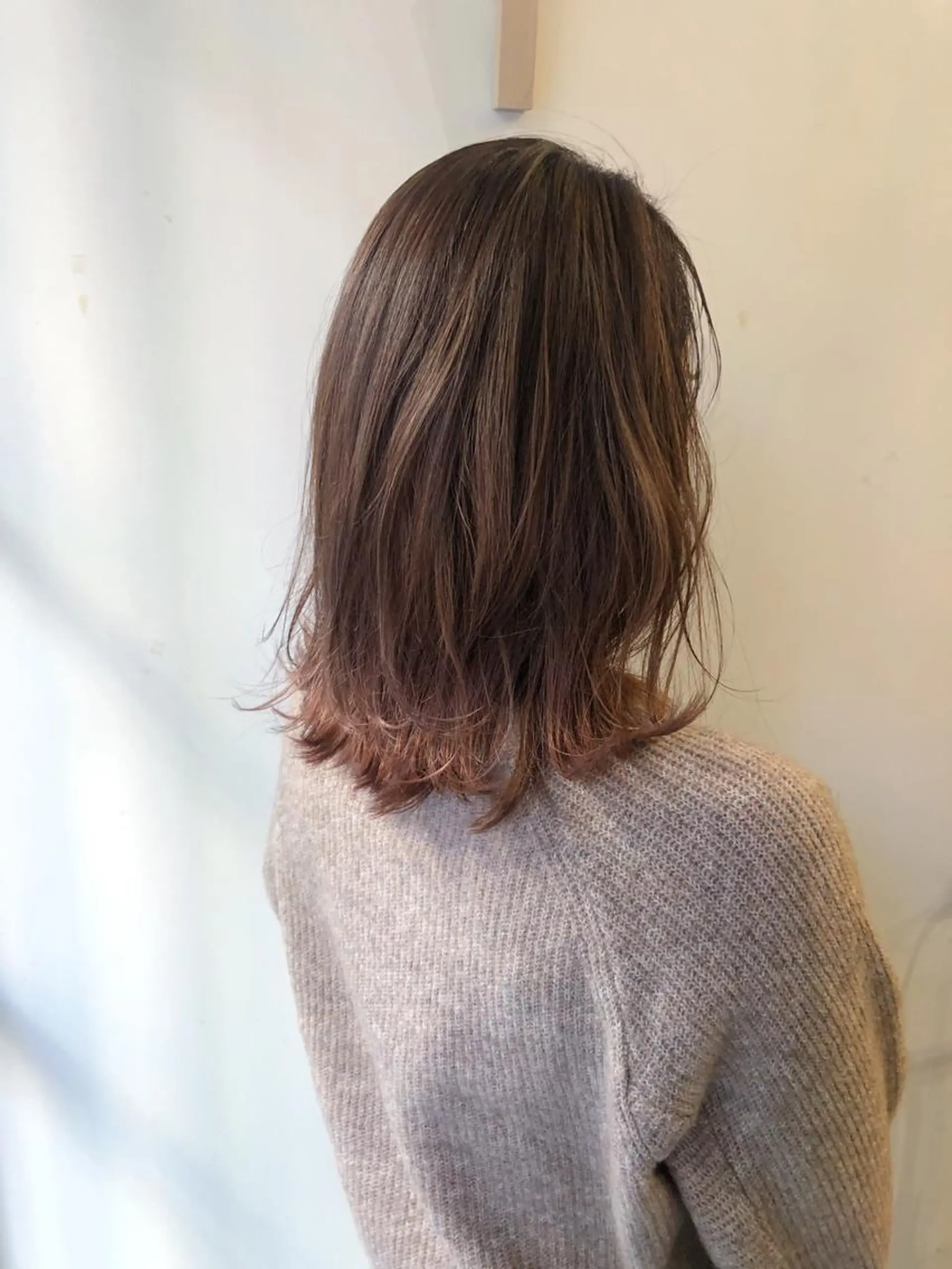 カラー アッシュ バレイヤージュ ピンクカラー ピンクアッシュ ki se tsu ミナミナホカのヘアスタイル