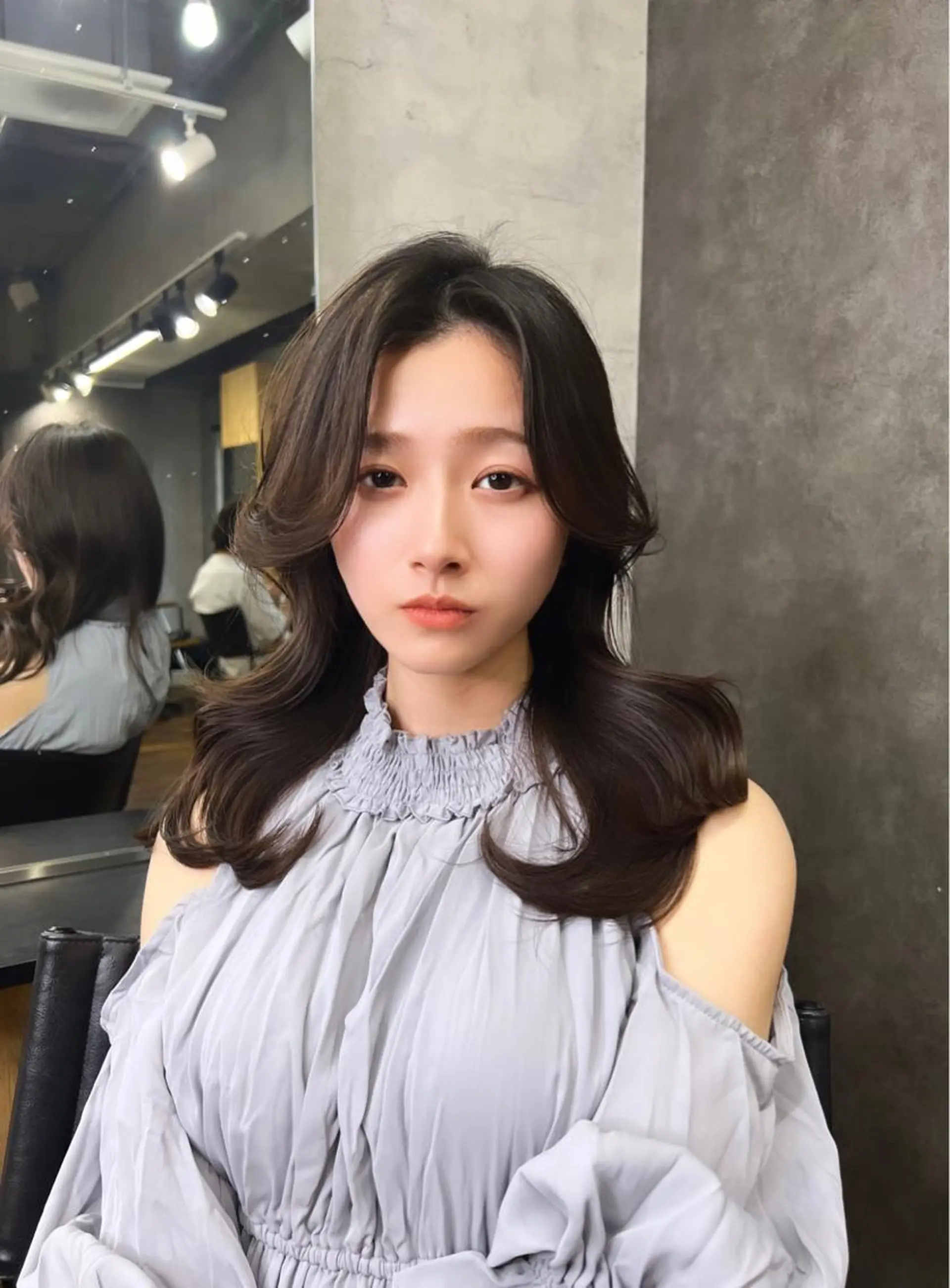 セミロング レイヤー／顔周り 韓国ヘア森田和貴のヘアスタイル