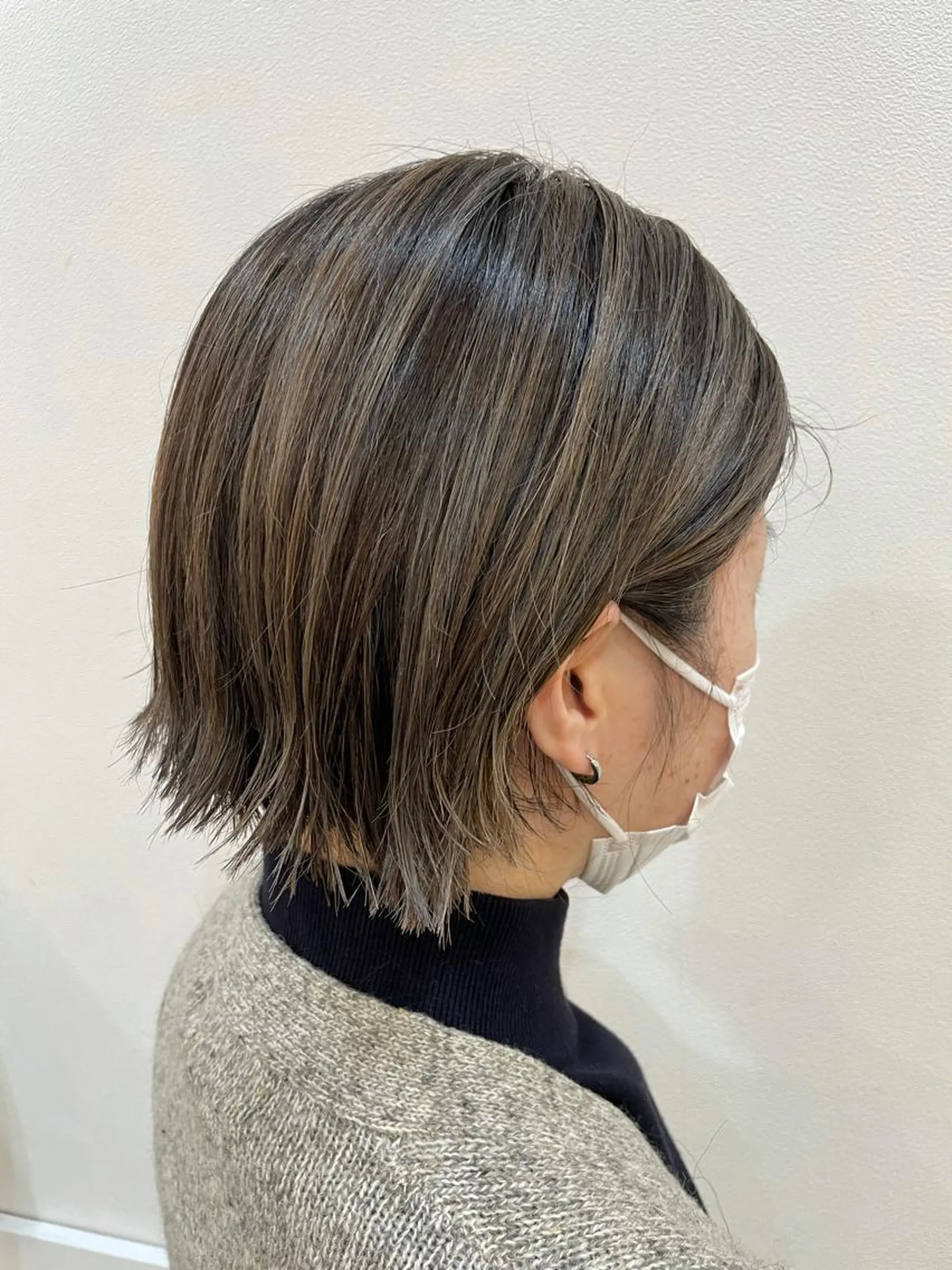 ショート カラー ヘアカラー 内田温子大人女性 ハイライト、ボブのヘアスタイル