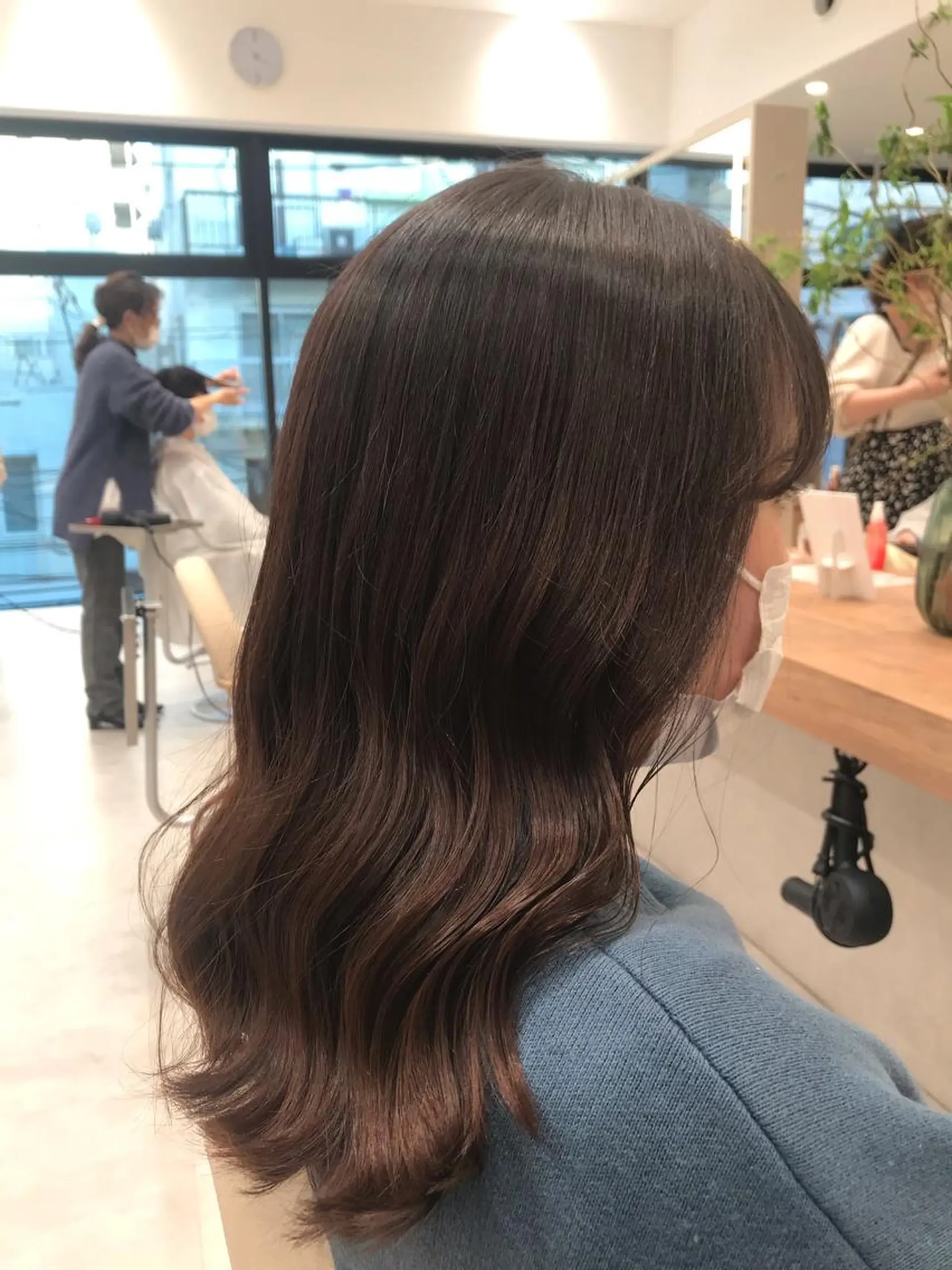 セミロング 木野田 萌のヘアスタイル