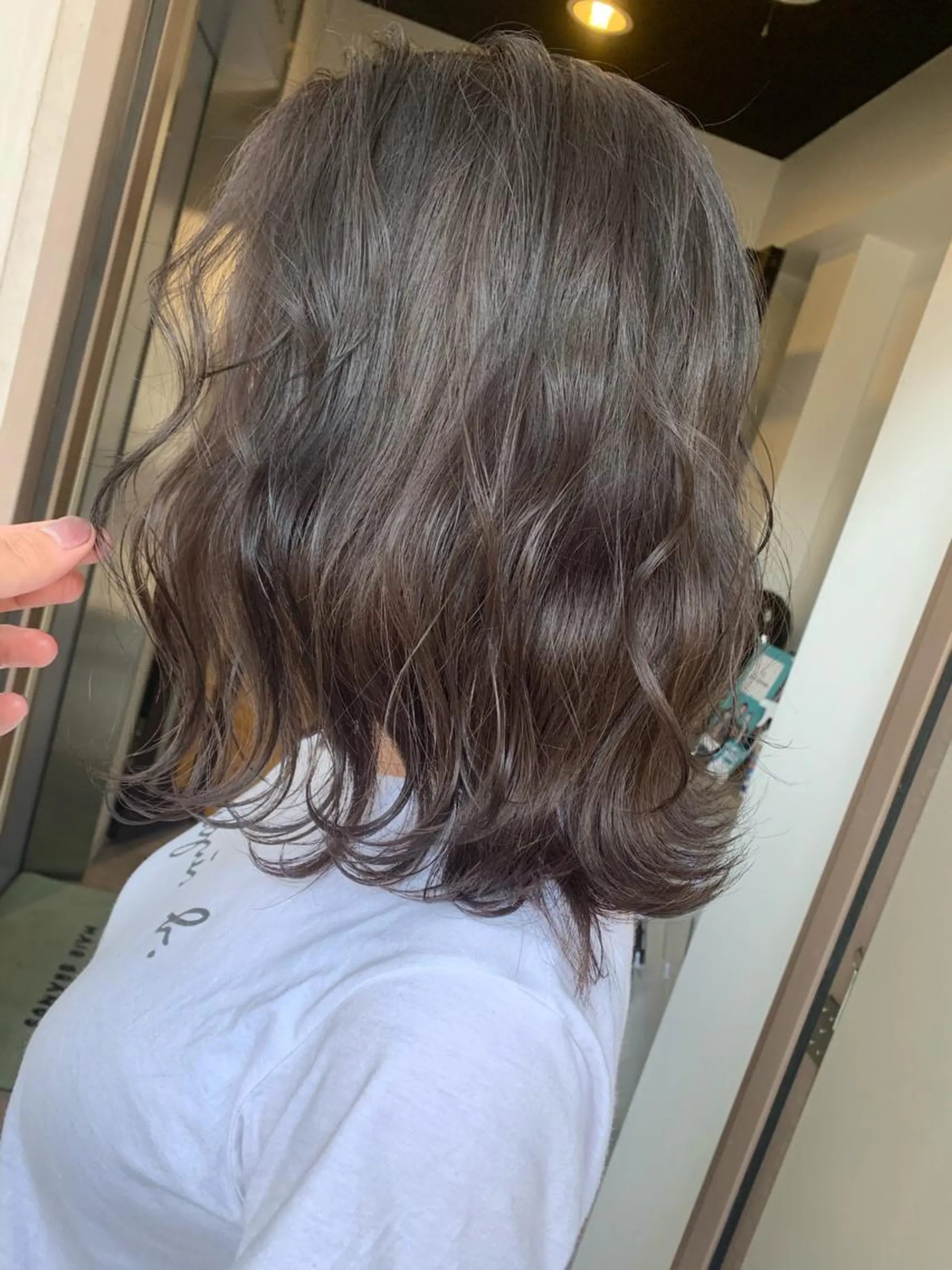 ミディアム カラー ヘアカラー トリートメント 髪質改善will hairdesignのヘアスタイル