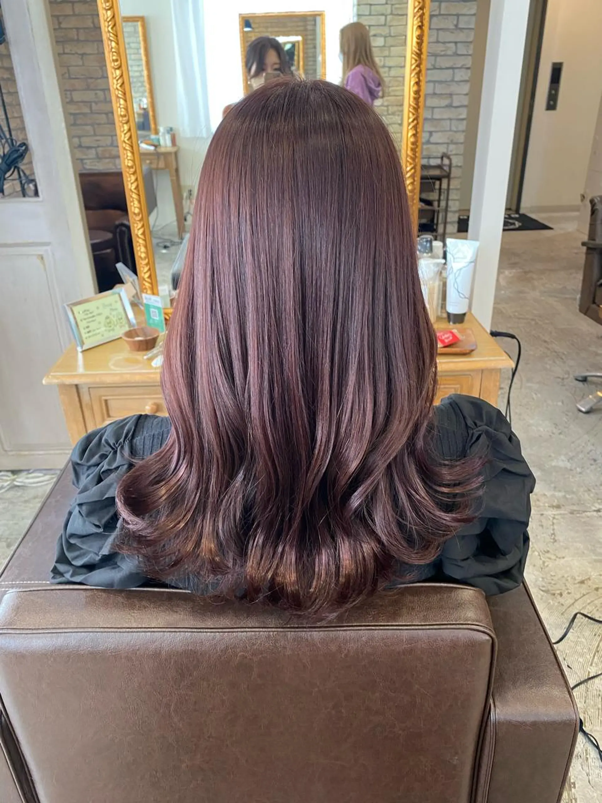 ミディアム カット ヘアカラー トリートメント 似合わせレイヤーカッ ト🩶瀧本美咲のヘアスタイル