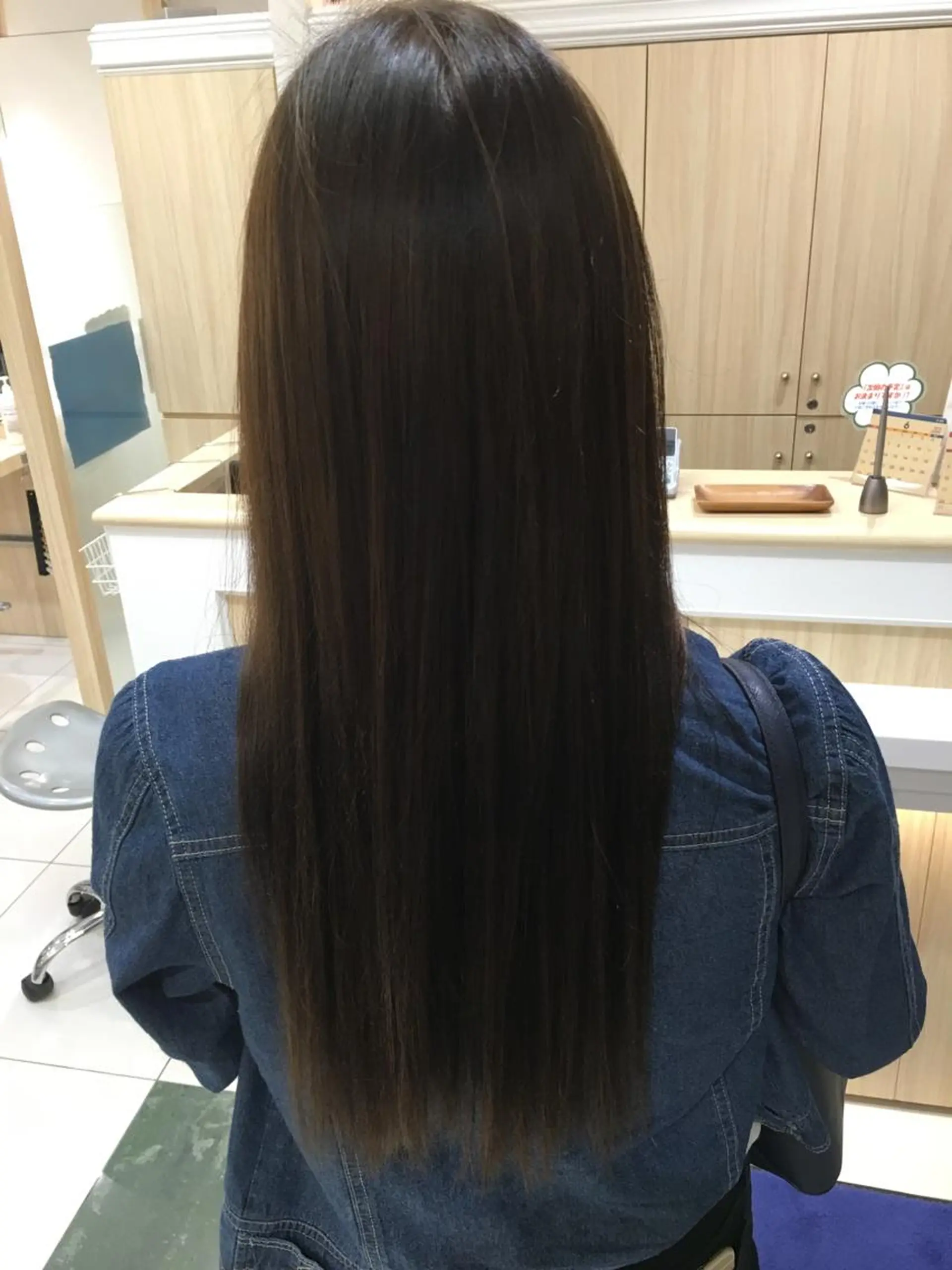 ロング カラー アッシュ AVANCE 長尾 尚悟のヘアスタイル