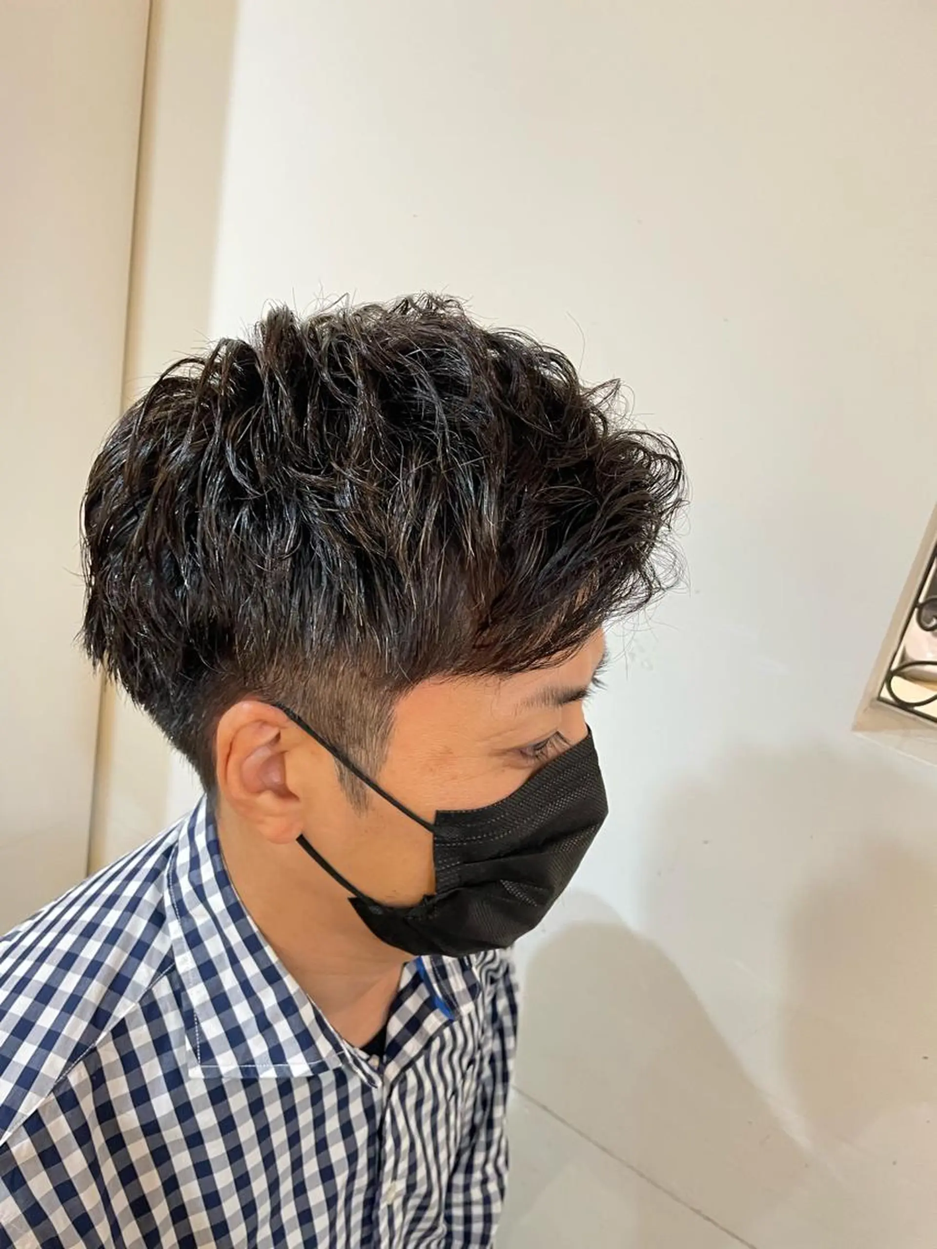 ショート パーマ メンズ メンズパーマ 大阪ハイトーン ひらり💜のヘアスタイル
