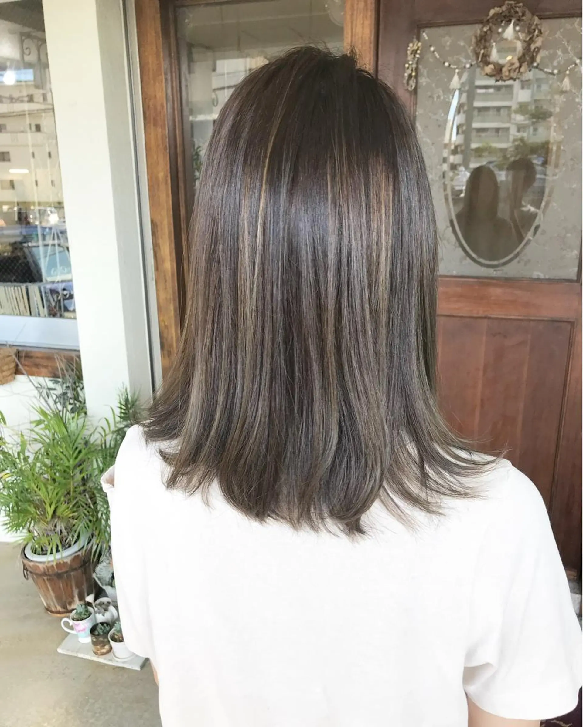 ミディアム カラー バレイヤージュ レイヤーカット カット ヘアカラー トリートメント grand juteのヘアスタイル