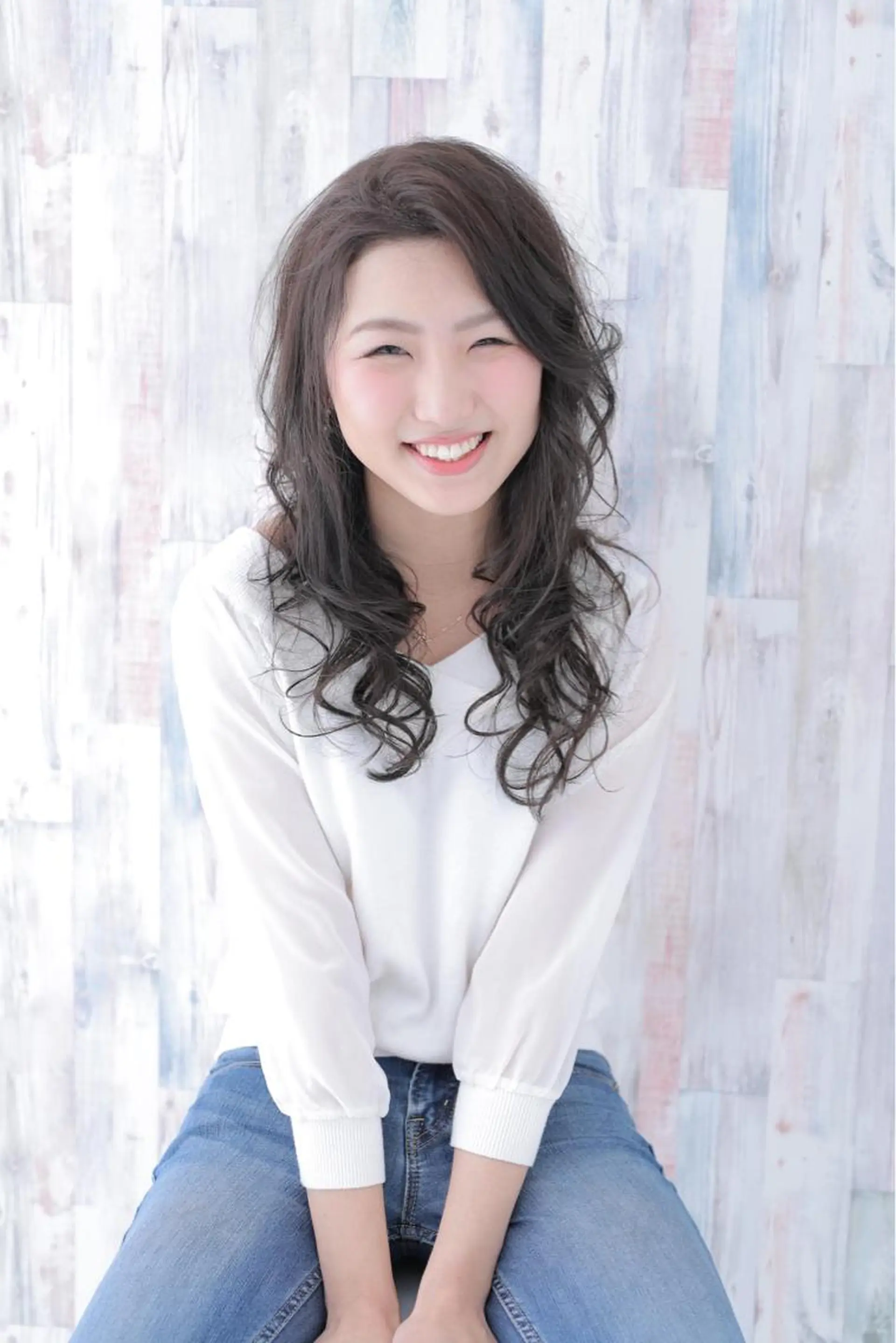 セミロング カラー グレージュ カット トリートメント Agu  清尾 浩昭のヘアスタイル