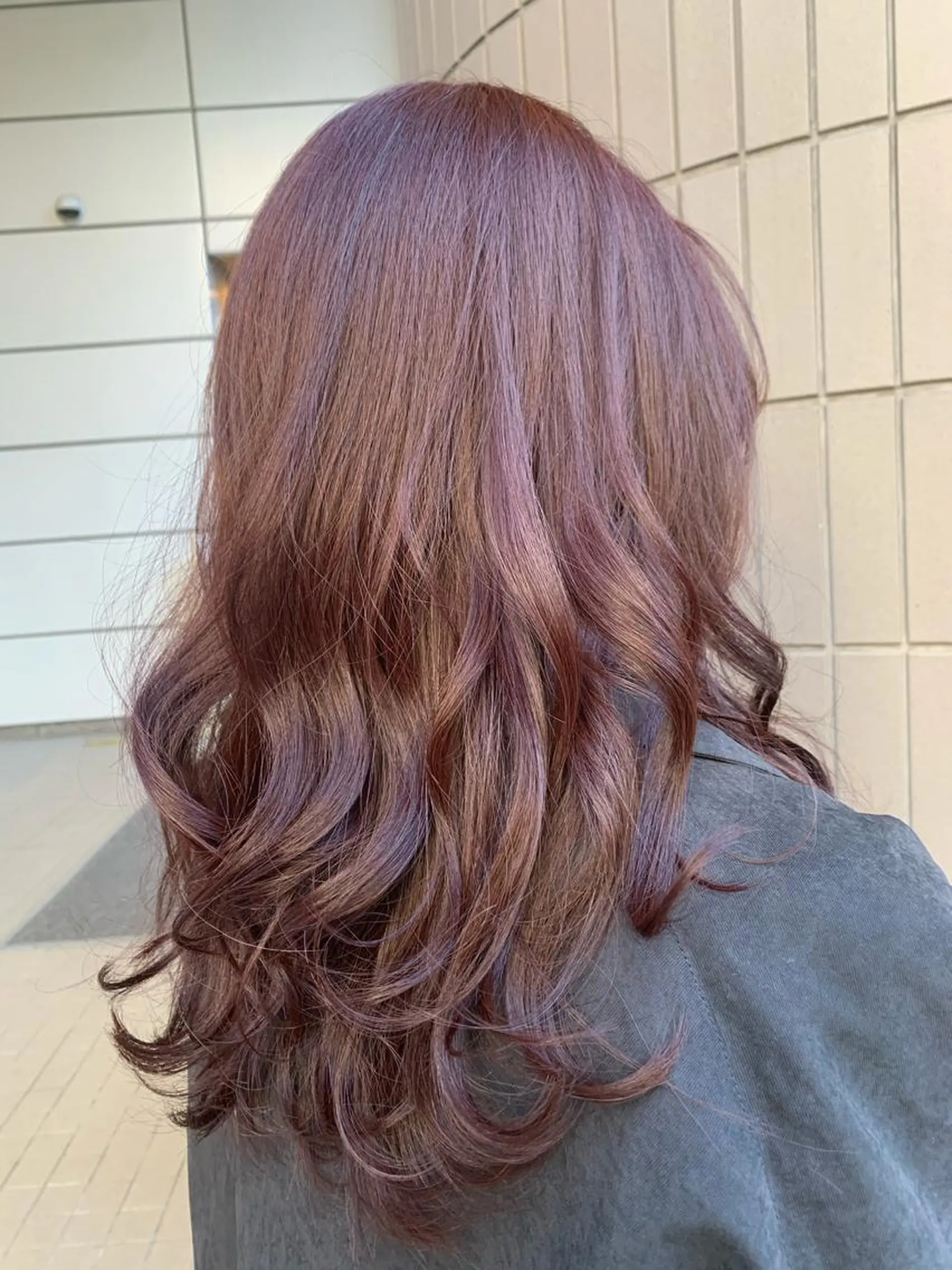 ロング カラー ブラウンカラー レッドカラー レッドブラウン Zina天王寺 CHIAKIのヘアスタイル