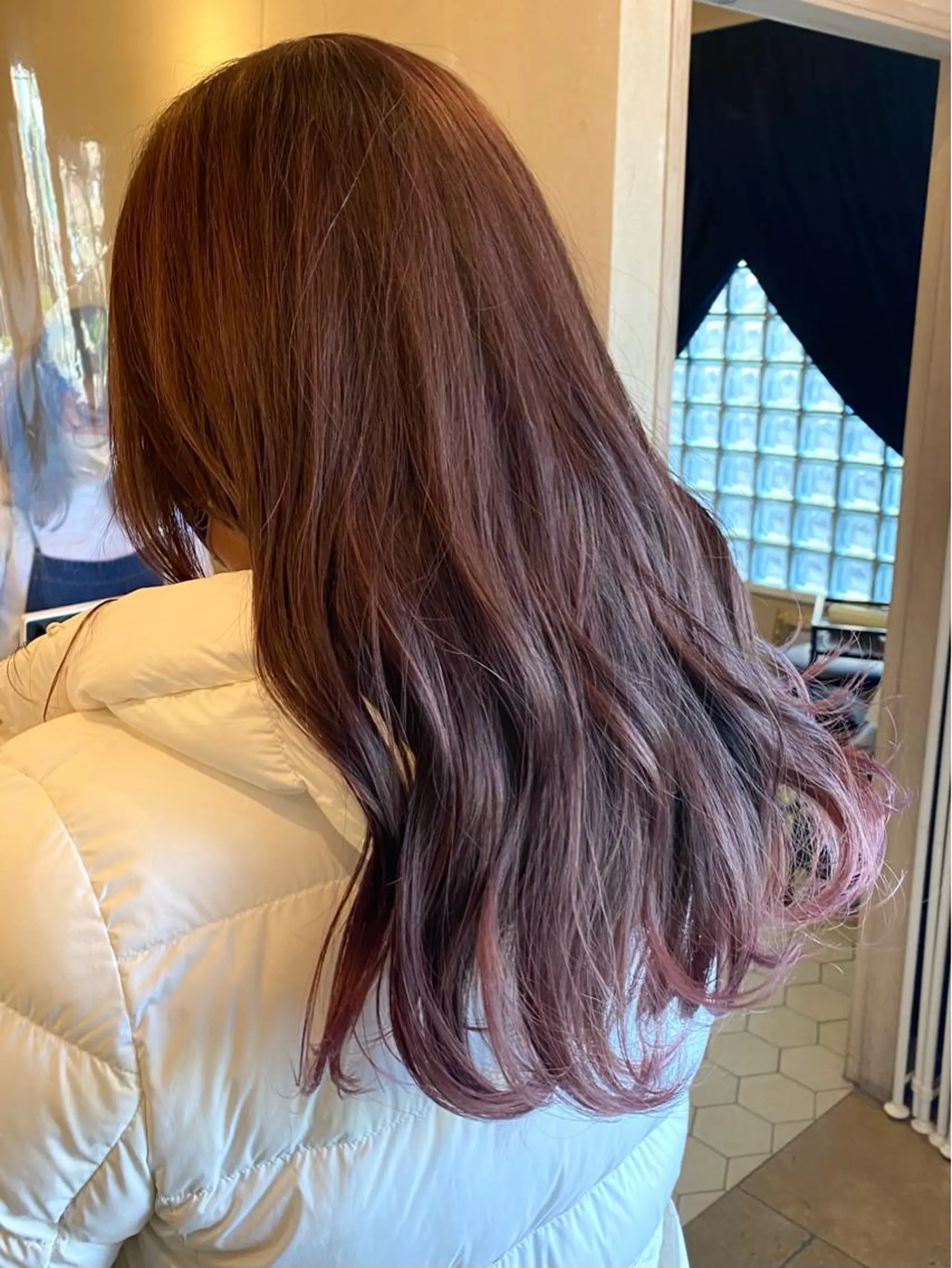 ロング カラー ブリーチ デザインカラー ピンクカラー 森 早希絵のヘアスタイル