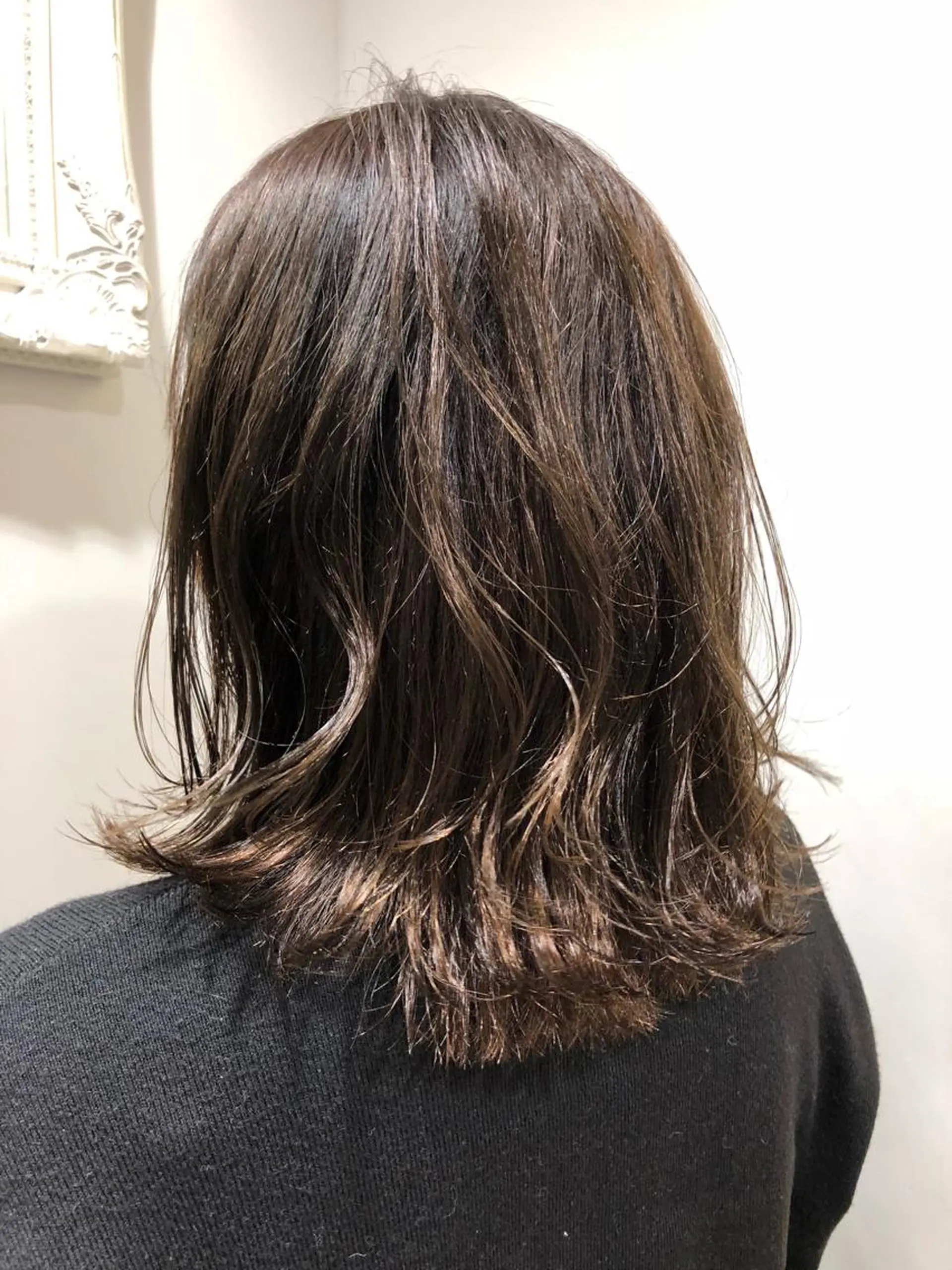 セミロング カラー レイヤーカット✂️ 横浜No1♡下鳥翔子のヘアスタイル