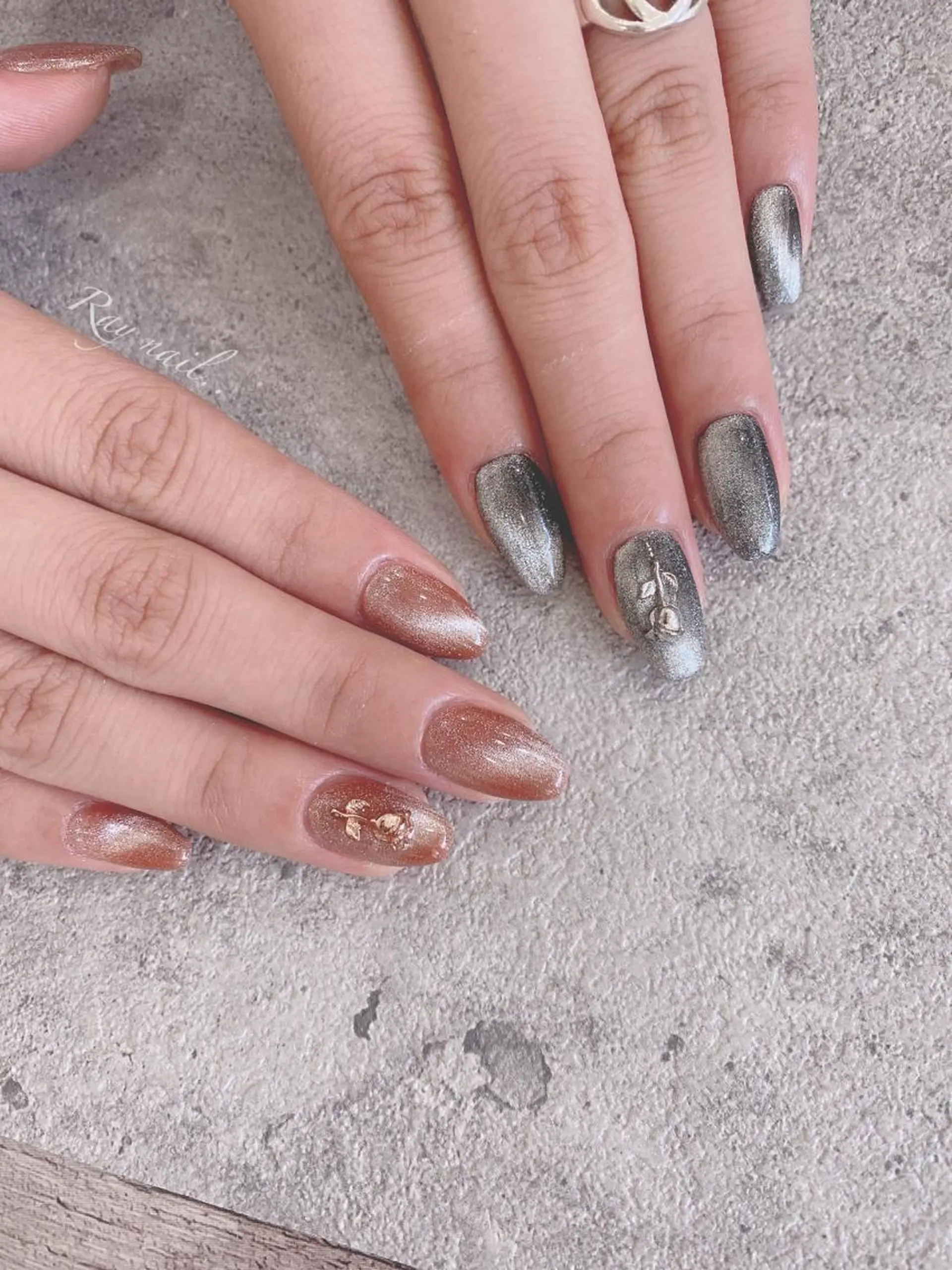 ネイル ジェルネイル マグネットネイル 赤色 シルバー nailsalon ∞ ﾐｶﾅﾙ ∞のネイルデザイン