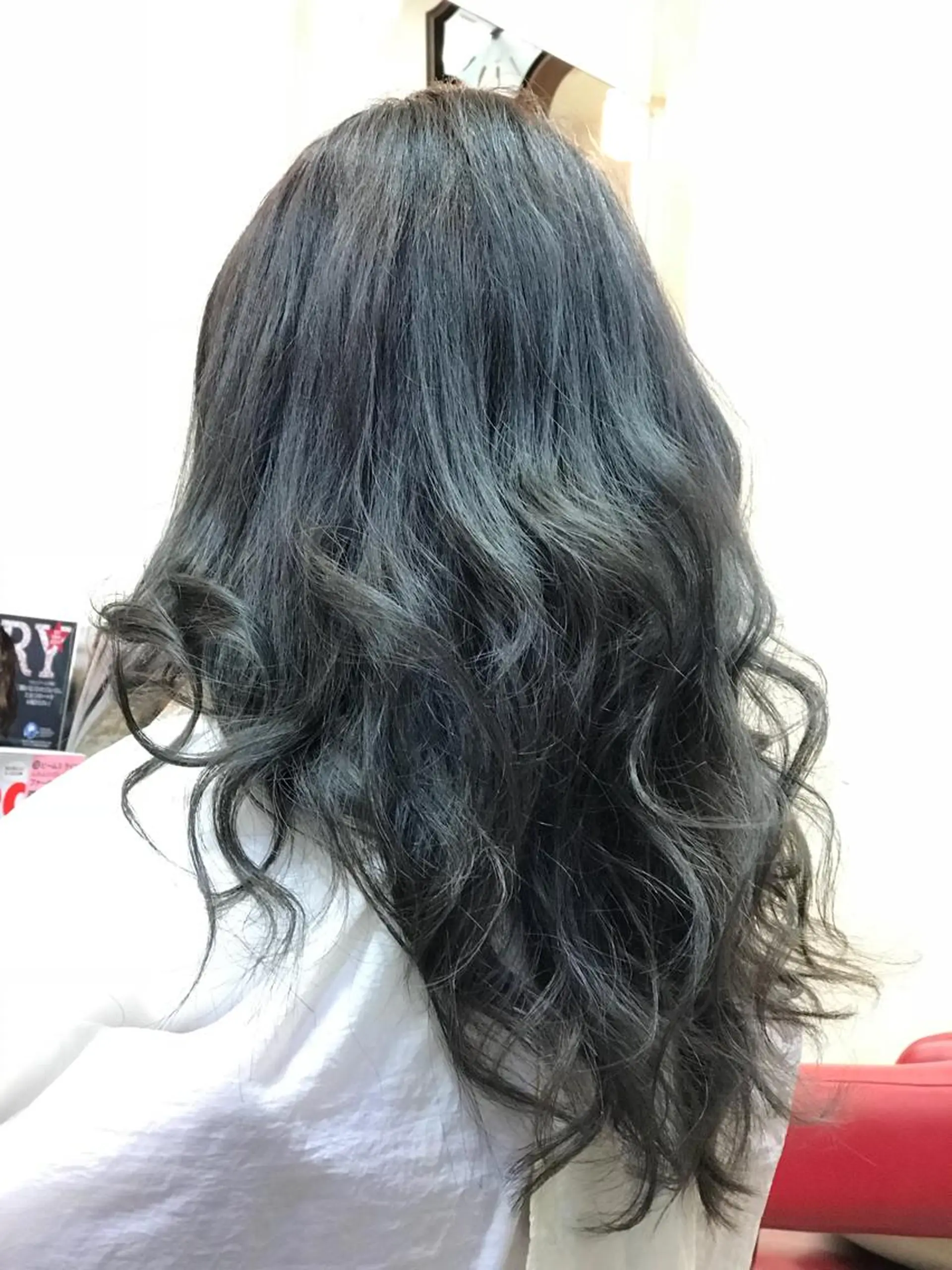 ロング カラー 渋谷宮益坂 omoのヘアスタイル