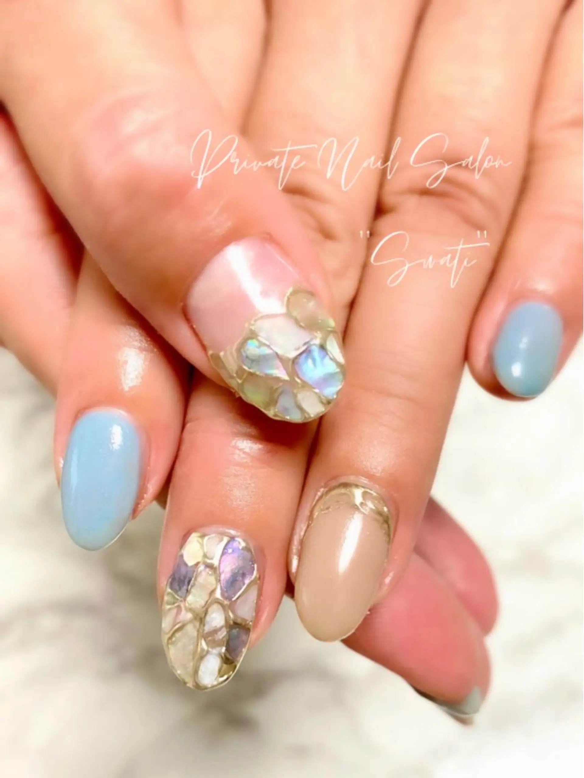 ネイル アートネイル ミラーネイル オフィスネイル 夏ネイル yuko （ネイリスト）のネイルデザイン