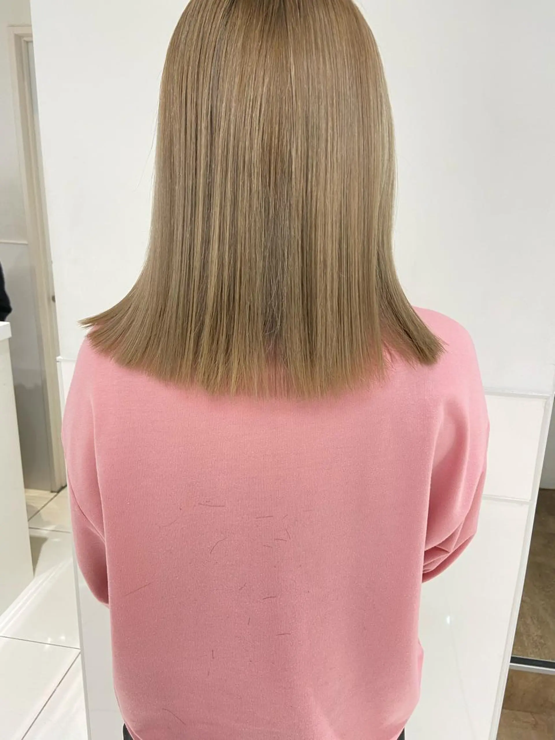 セミロング カラー Amelie yunのヘアスタイル