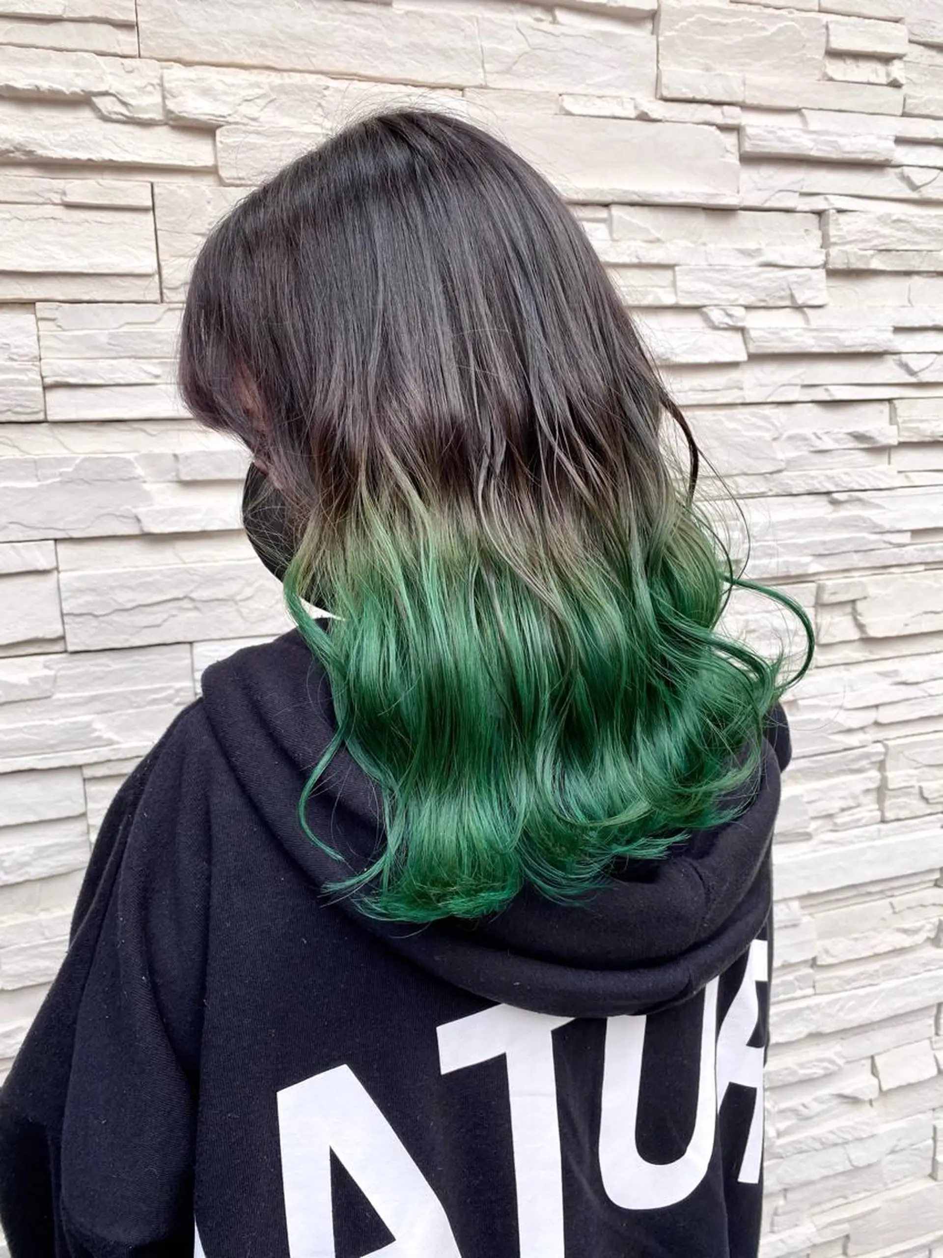 セミロング カラー 透明感カラーブリーチ 🌼シゲモトアヤ🌼のヘアスタイル