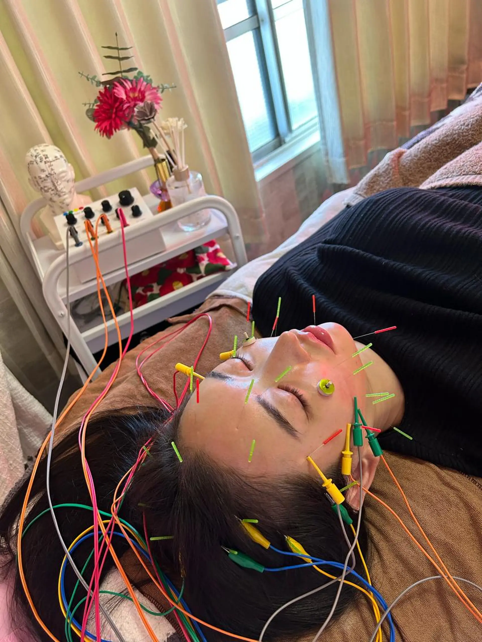 美容鍼灸サロン mahoroba院長のエステ・リラクイメージ