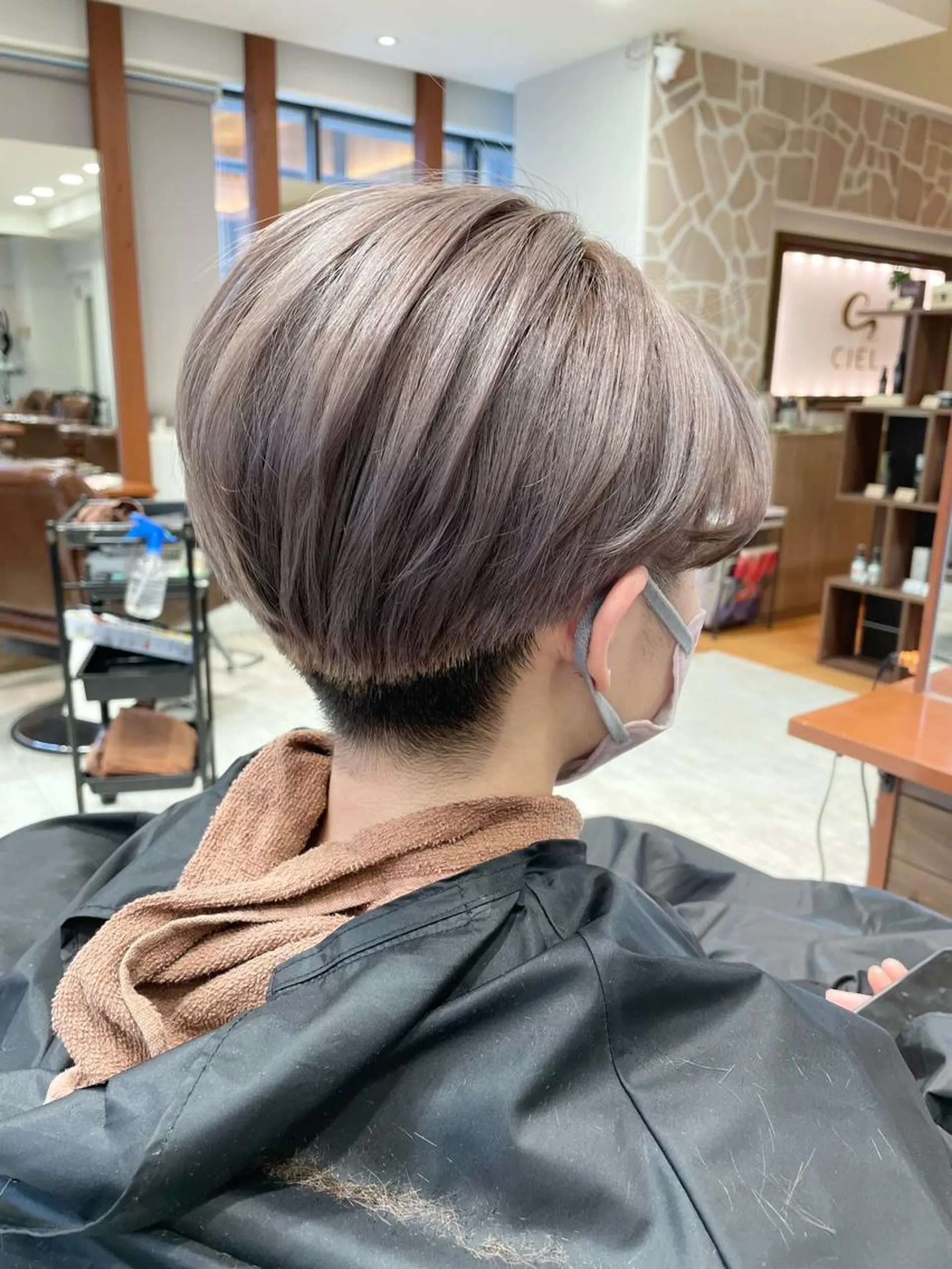 ショート カラー ベージュカラー ホワイトベージュ ACROあべの店所属・艶カラー/インナー /グラデ/大西小百合のヘアスタイル