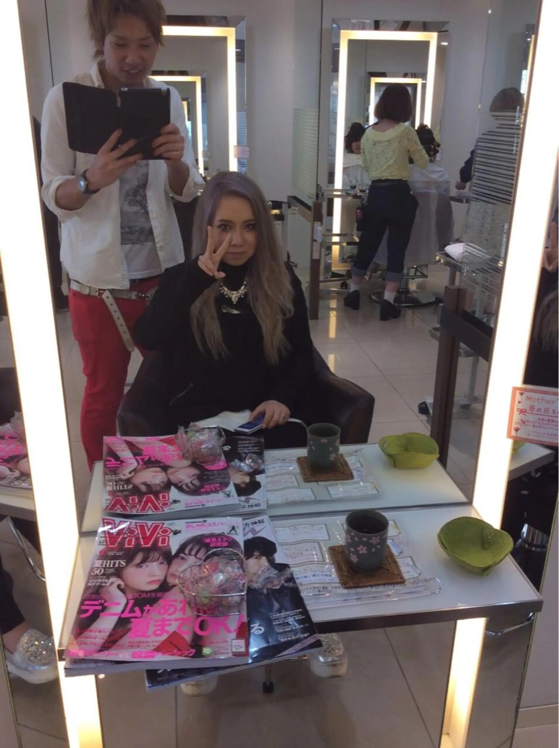 ロング カラー グラデーションカラー シルバー 似合わせ／代表 髪質改善/山田将大のヘアスタイル