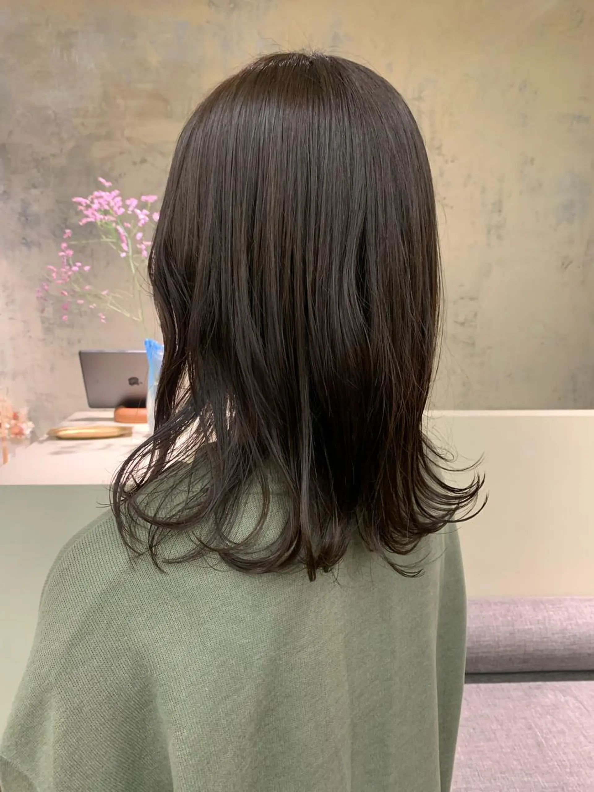 カラー グレージュ オリーブグレージュ オリーブグレー カット ヘアカラー yupi🐈⬛ レイヤー/パーマのヘアスタイル