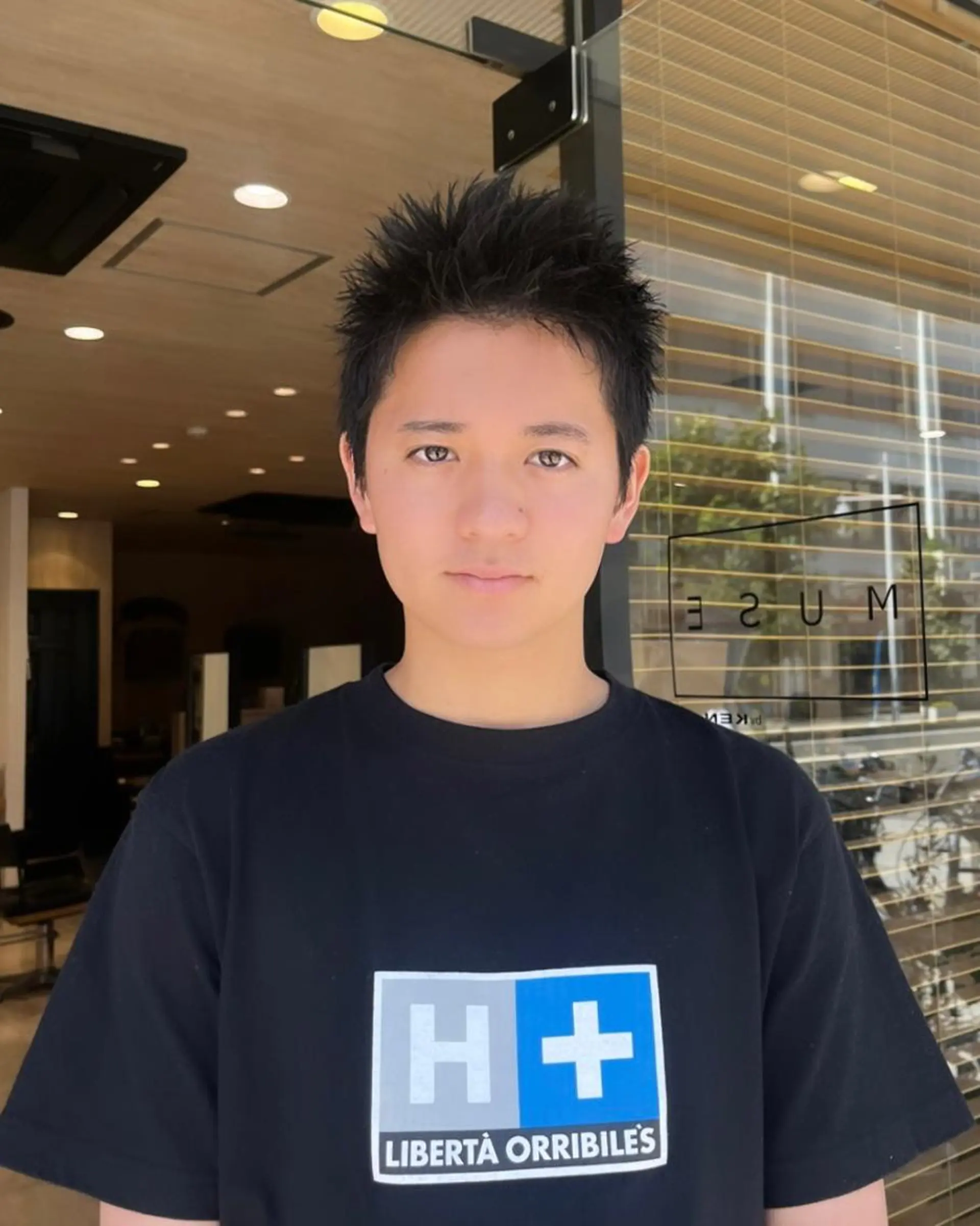 ショート メンズ 産休中です 艶カラー♡オカのヘアスタイル