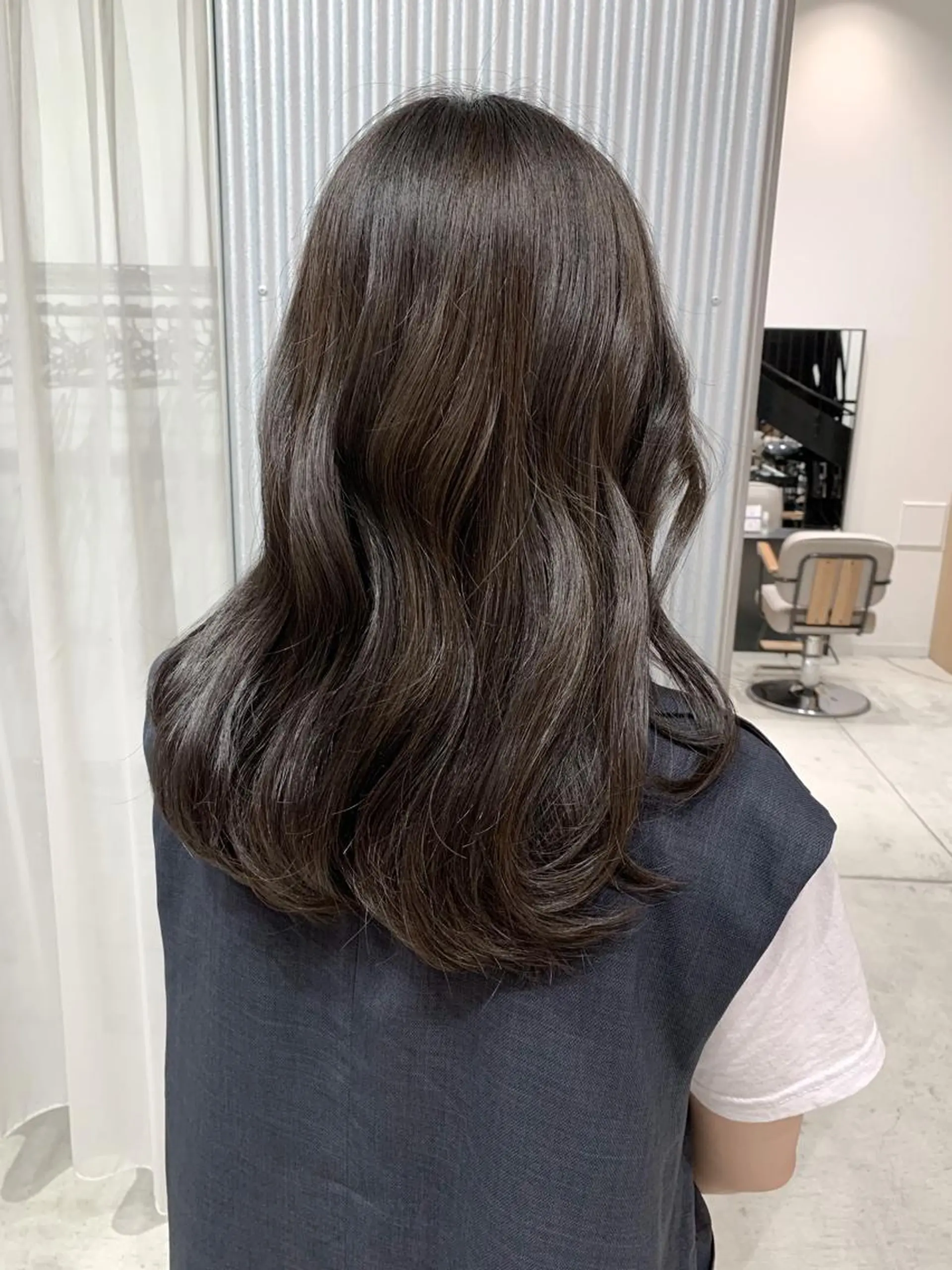 セミロング カラー ヘアアレンジ ヘアカラー トリートメント yuka .のヘアスタイル