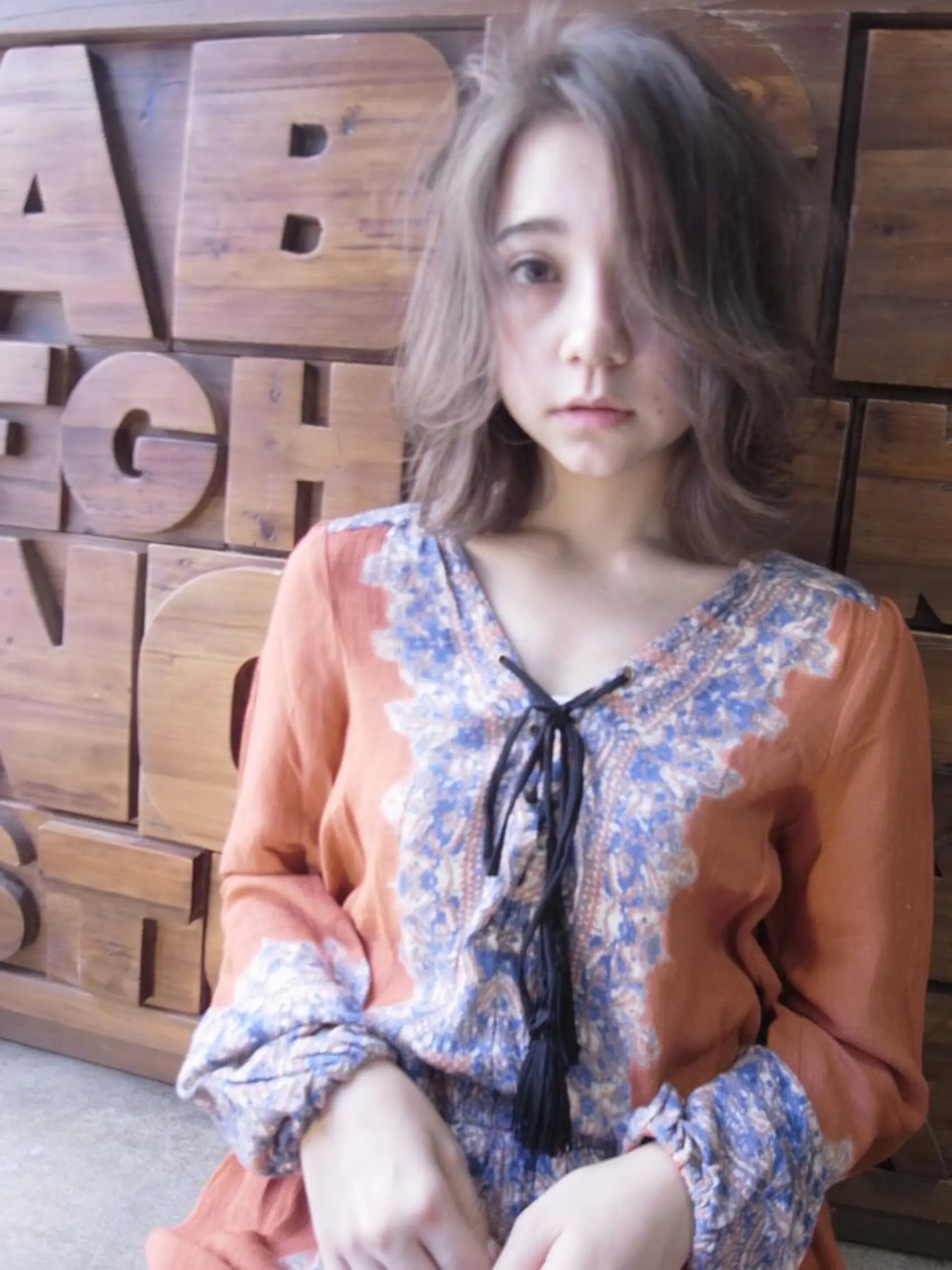 ミディアム カラー アッシュ ベージュカラー ハイライトカラー ハイライト 北條 優輝のヘアスタイル