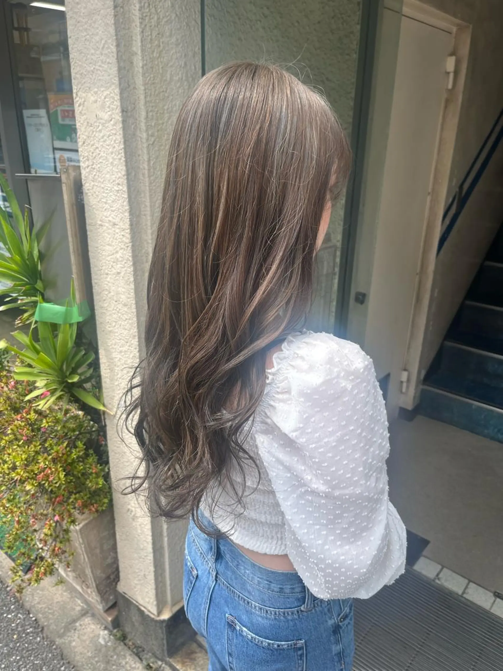 ロング カラー ブリーチ ブラウンカラー ダブルカラー ブリーチなしカラー 艶髪/ハイトーン/ ヘアセット/モエノのヘアスタイル