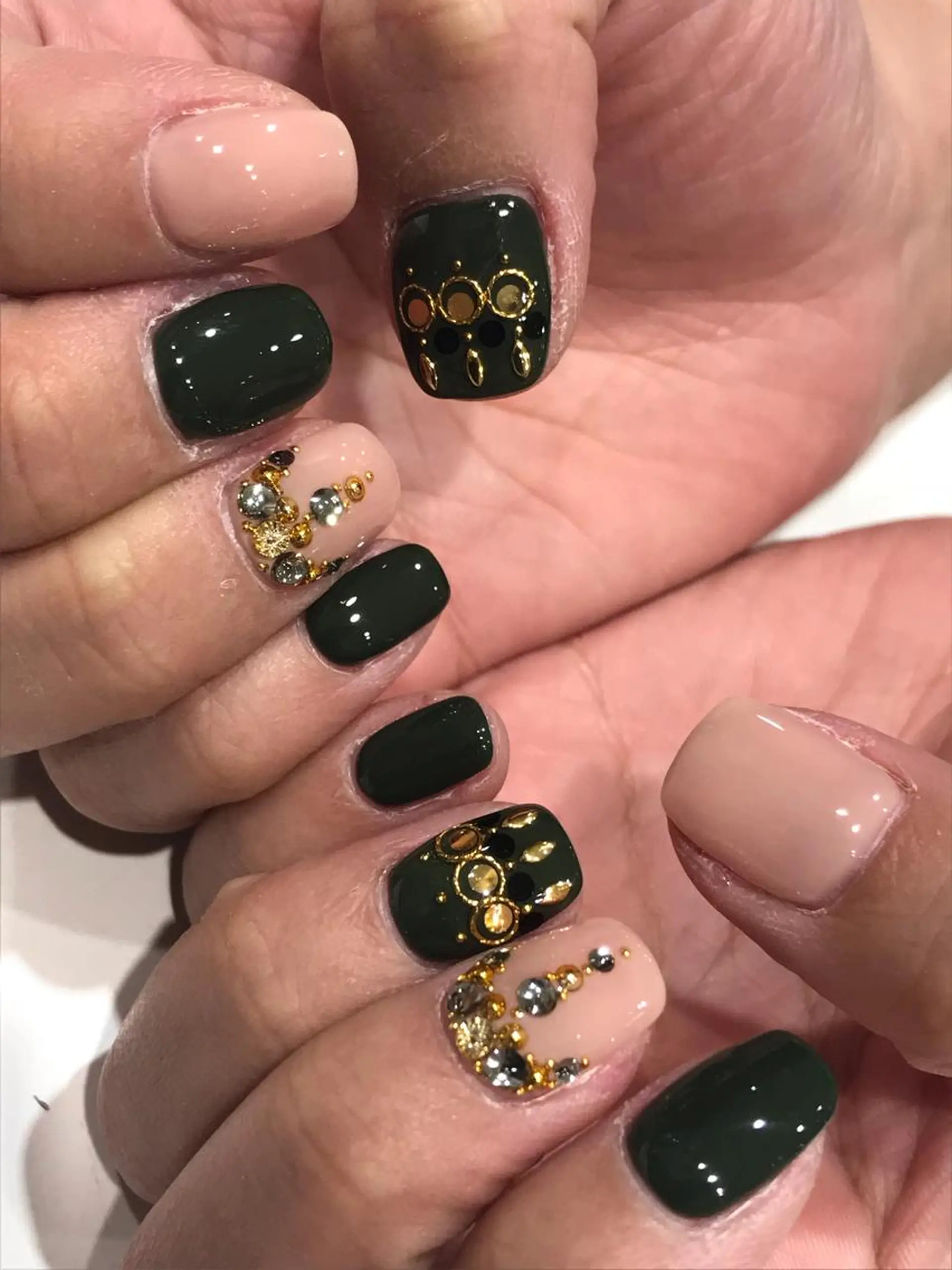 ネイル ハンドネイル ハンドケア Charme. NOBUKOのネイルデザイン