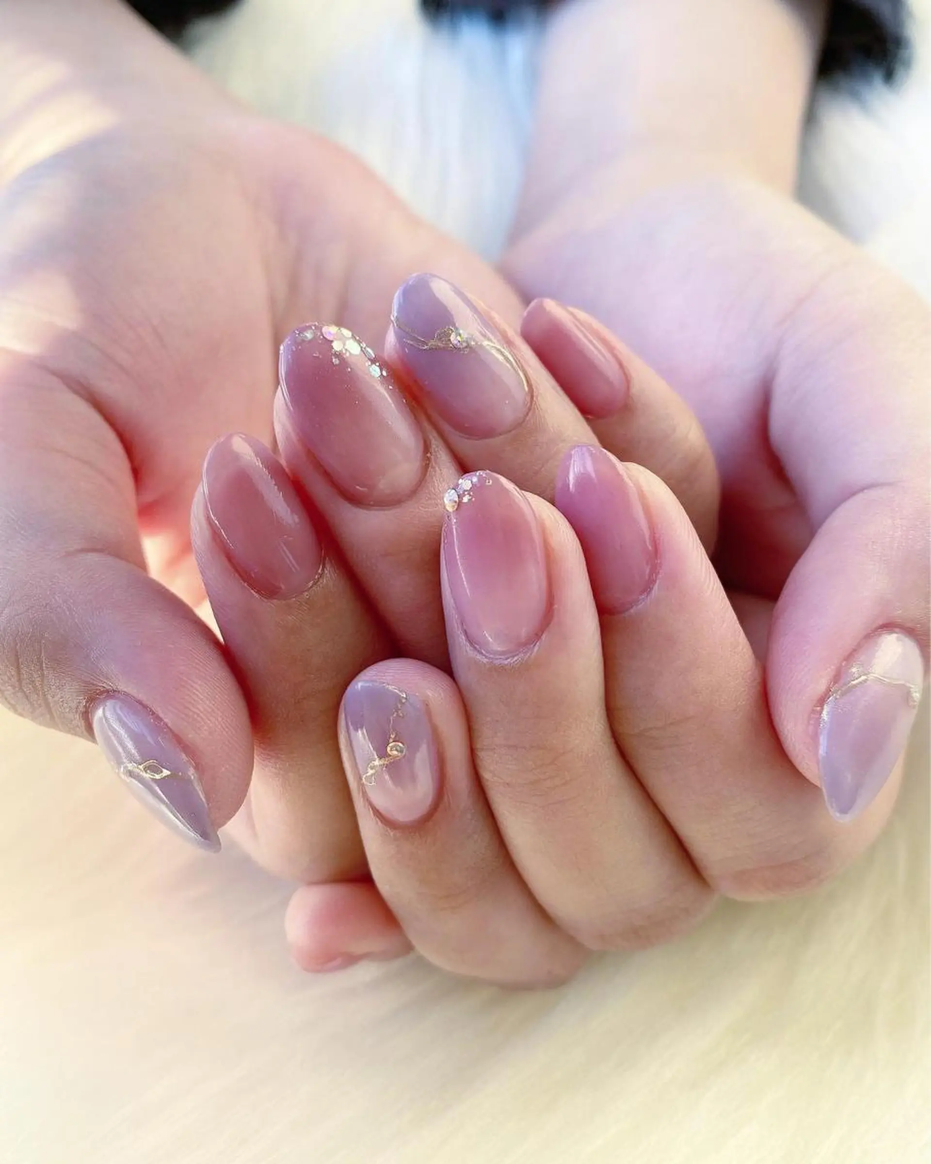 ネイル 春ネイル crystal ⭐︎ colorのネイルデザイン