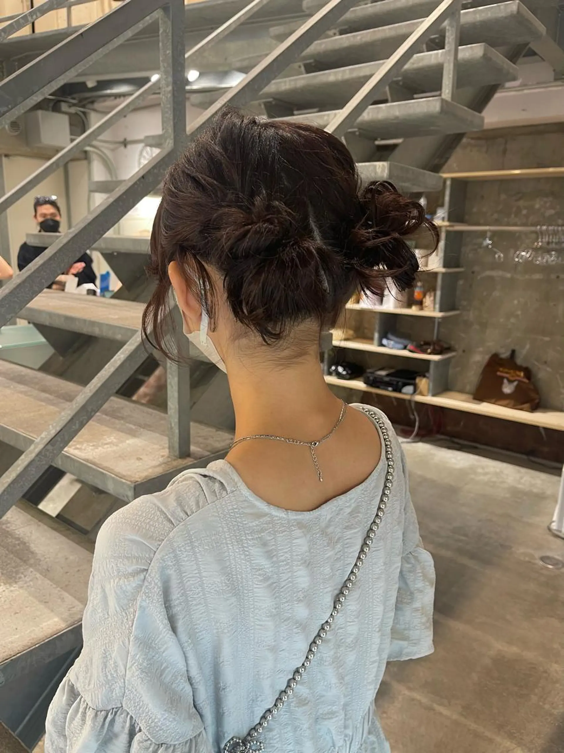 ミディアム ヘアアレンジ elena byartefice所属・安達 萌花のヘアスタイル