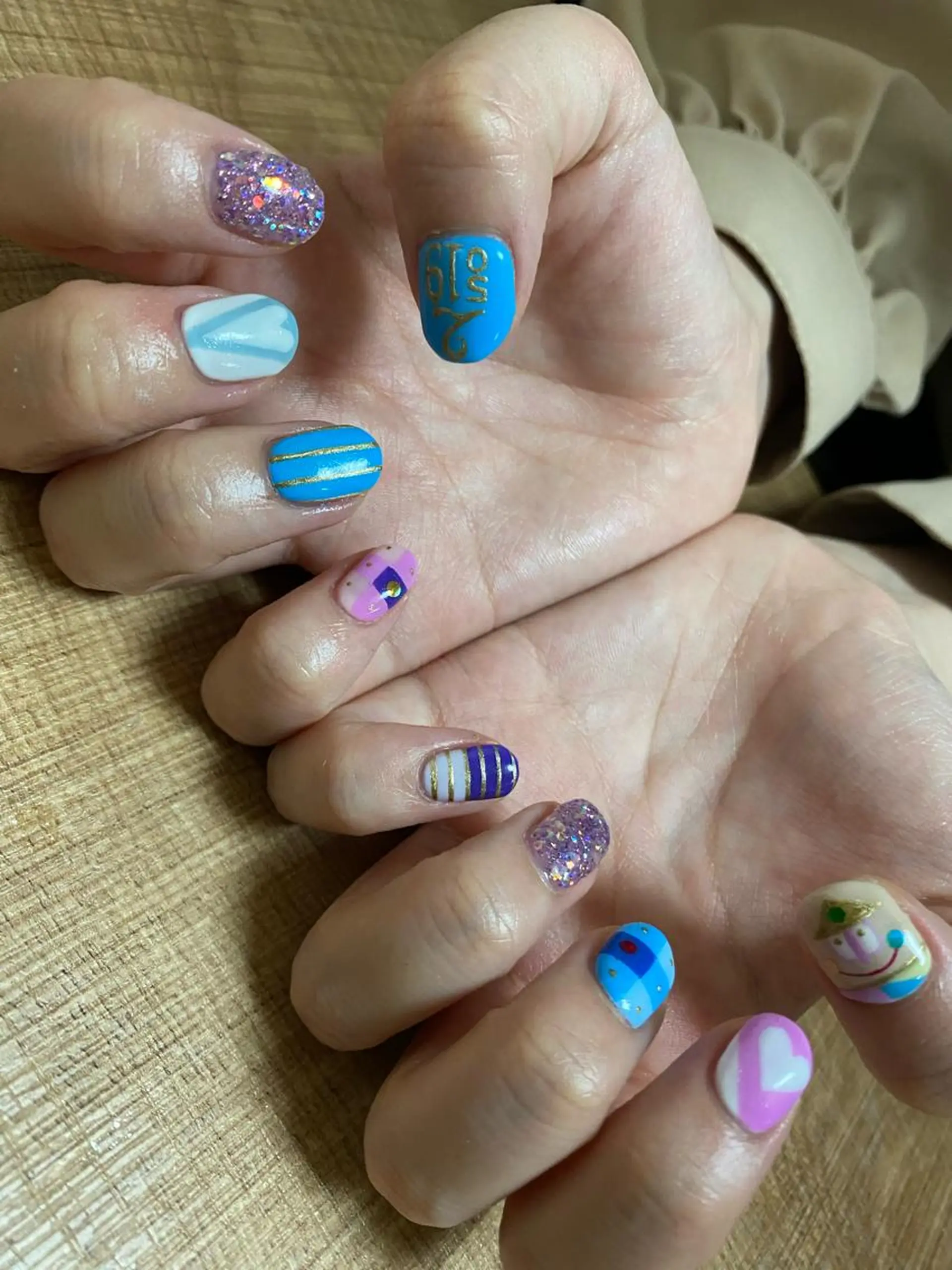 ネイル ハンドネイル ハンドケア 安藤 Charlotteのネイルデザイン