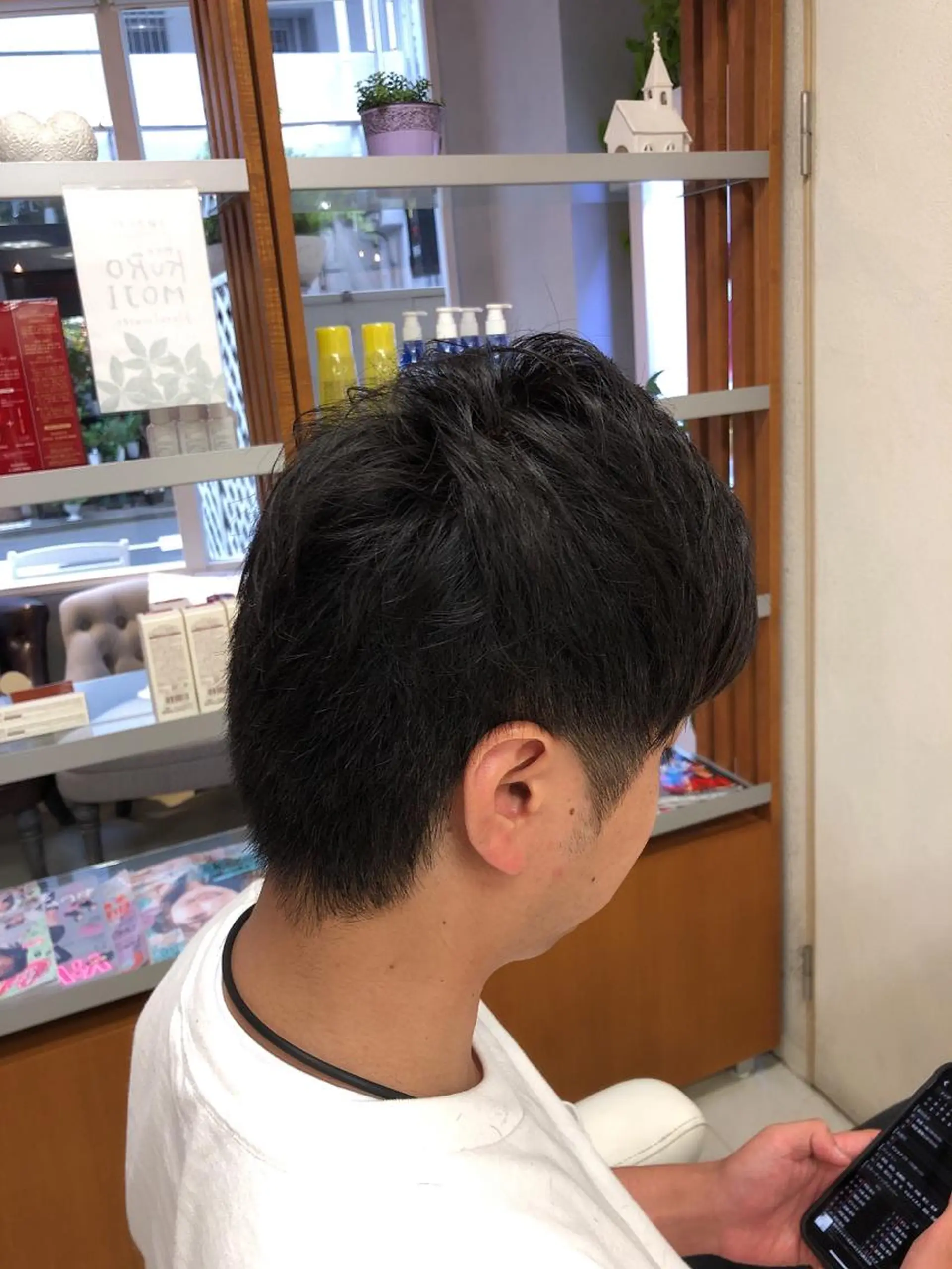 メンズ ツーブロック 刈り上げ 阿部 美咲のヘアスタイル