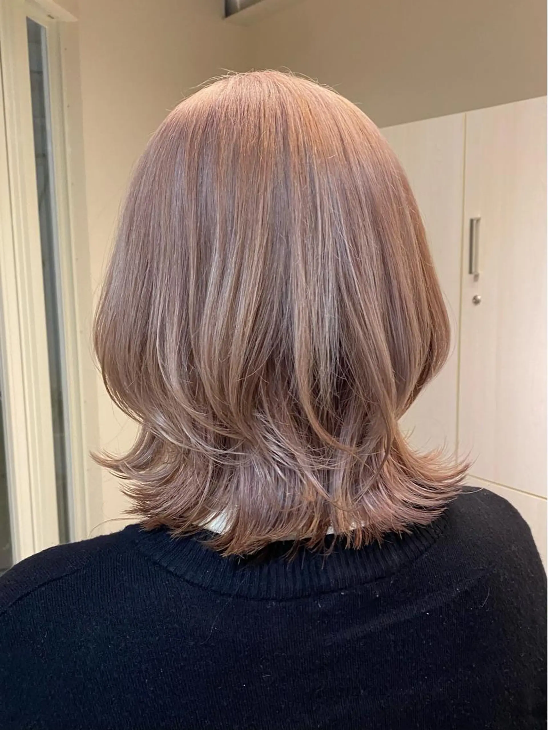 ミディアム カラー カット ヘアカラー トリートメント ハイトーン×似合わせ 🌱中川慎之介のヘアスタイル