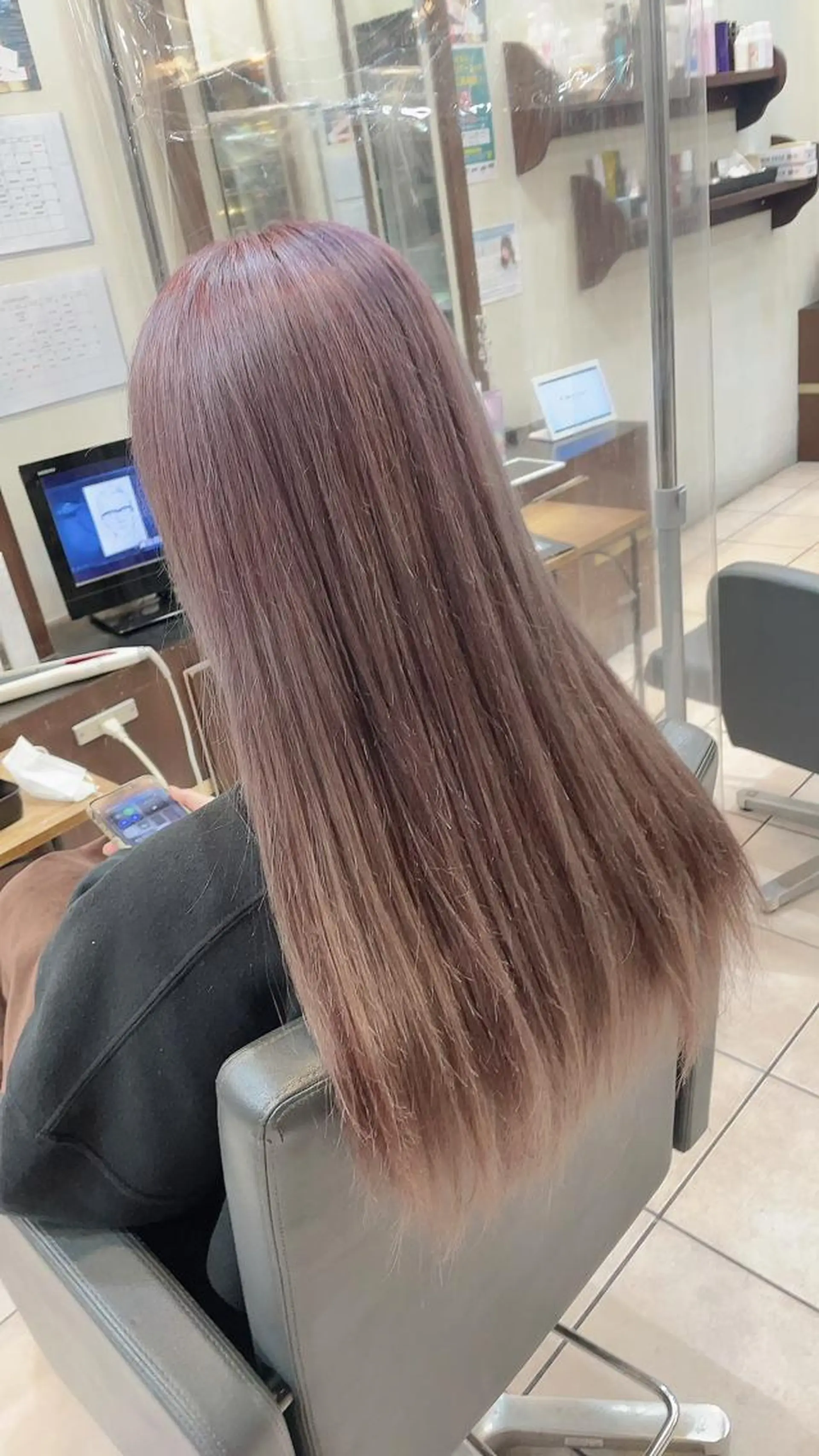 カラー ラベンダーカラー カット ヘアカラー FRAME ASUKAのヘアスタイル