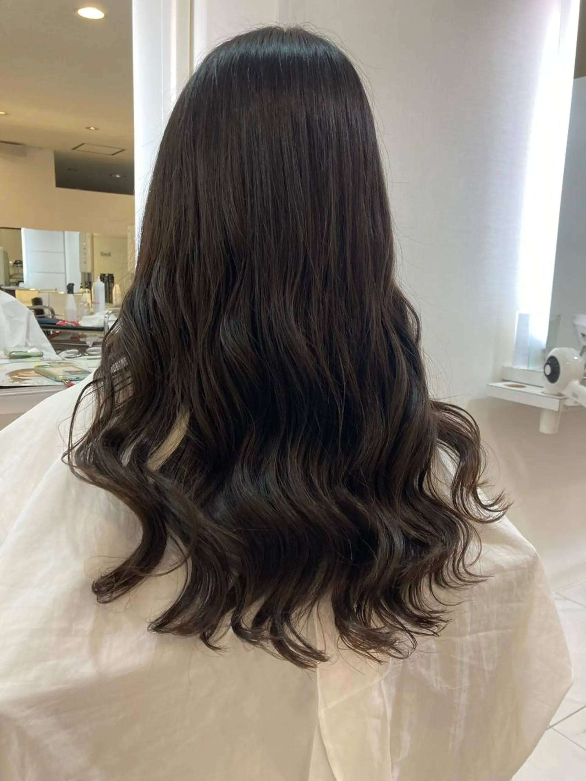 ロング ヘアセット ヘアー・クロマチックノート所属・杣澤 詩乃のヘアスタイル