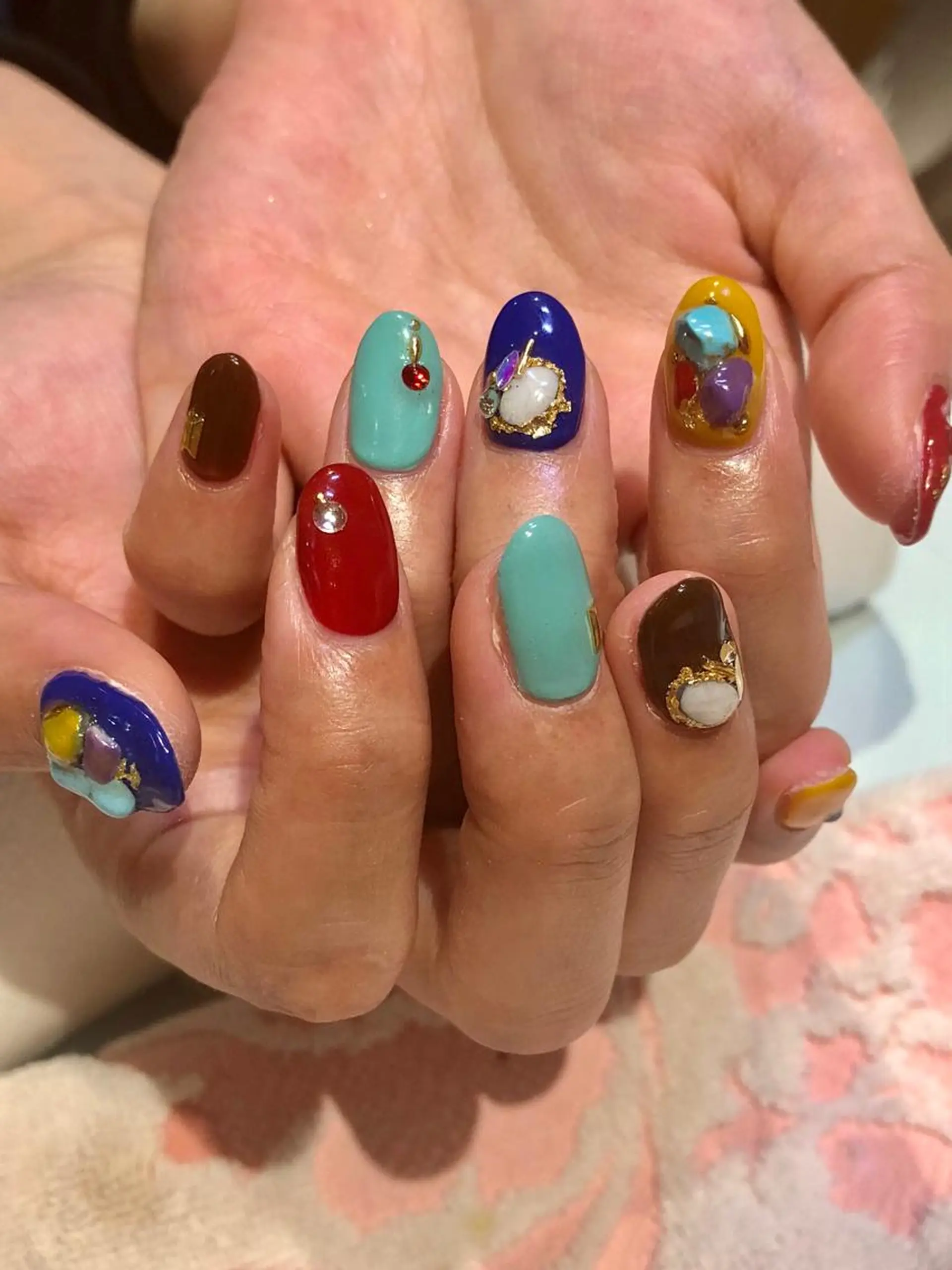 ネイル Nest 三田のマツエク・マツパデザイン