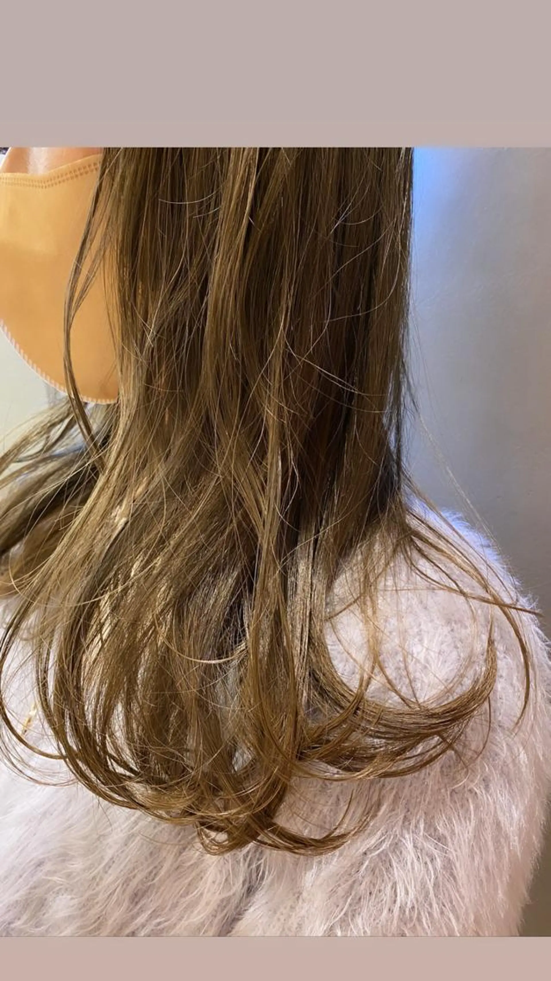 ミディアム カラー ベージュカラー オリーブベージュ ヘアカラー トリートメント 顔周り/ブリーチなし /縮毛矯正🫧伊勢のヘアスタイル