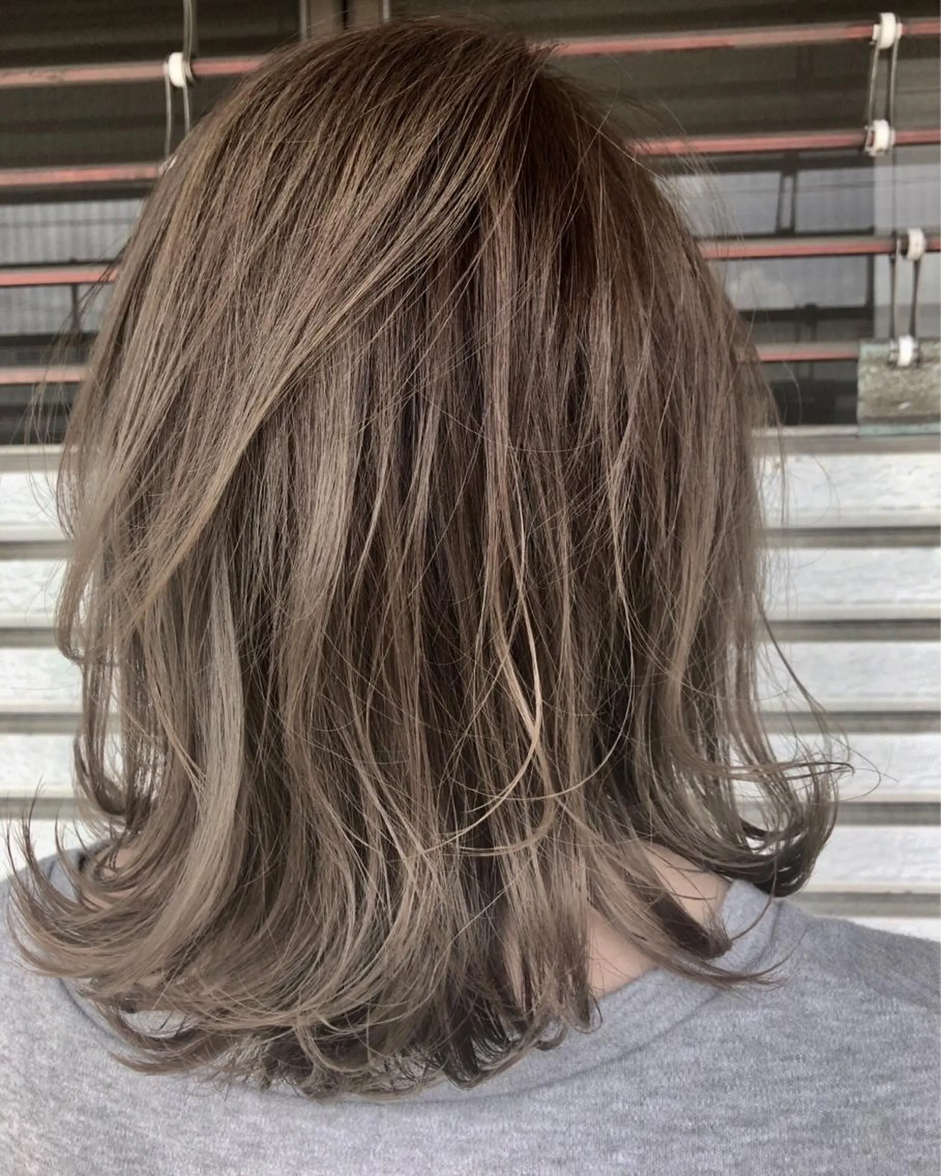 ミディアム カラー レイヤーカット匠 イソザキノリユキのヘアスタイル