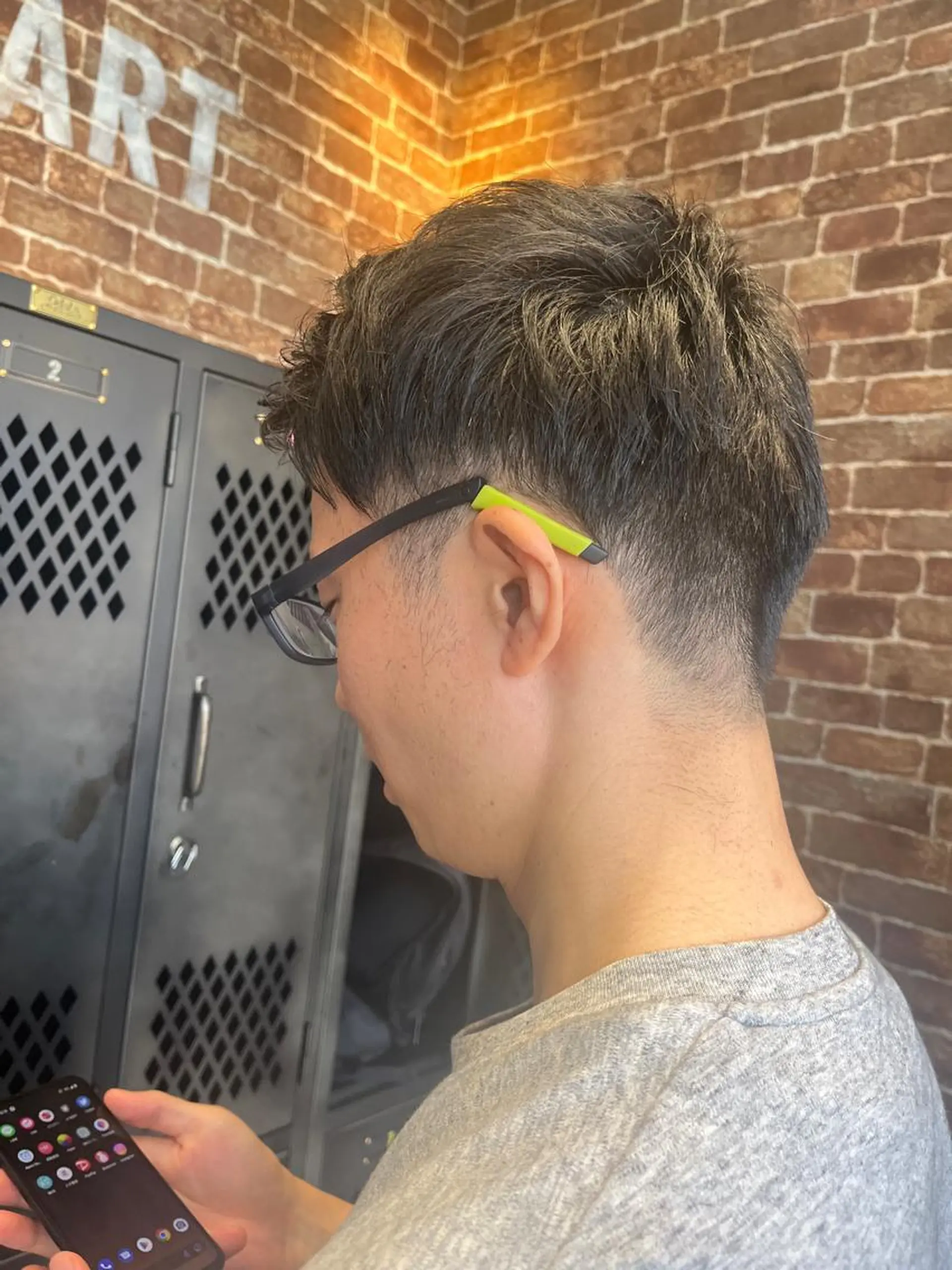 ショート カラー パーマ メンズ キッズ ネイル マツエク・マツパ アイブロウ メンズハイライト メンズパーマ ブラウンカラー ケアカラー 透明感カラー 久木原 ゆりのヘアスタイル