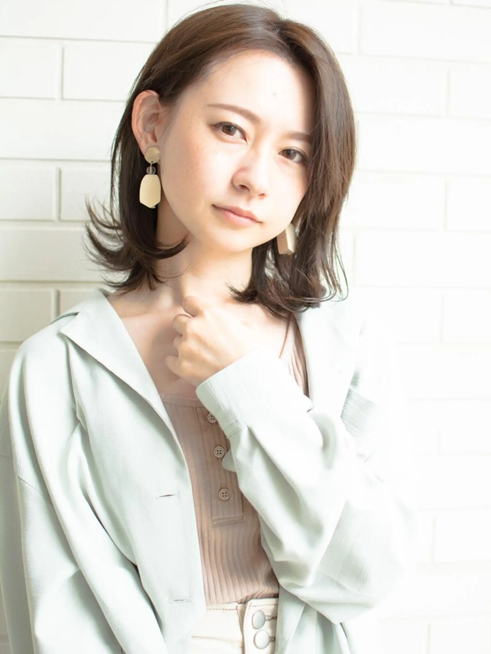 ミディアム カラー ショートボブ ベージュカラー ブルーカラー ブルージュ グレージュ カット ヘアカラー トリートメント 斉藤 正敏のその他イメージ