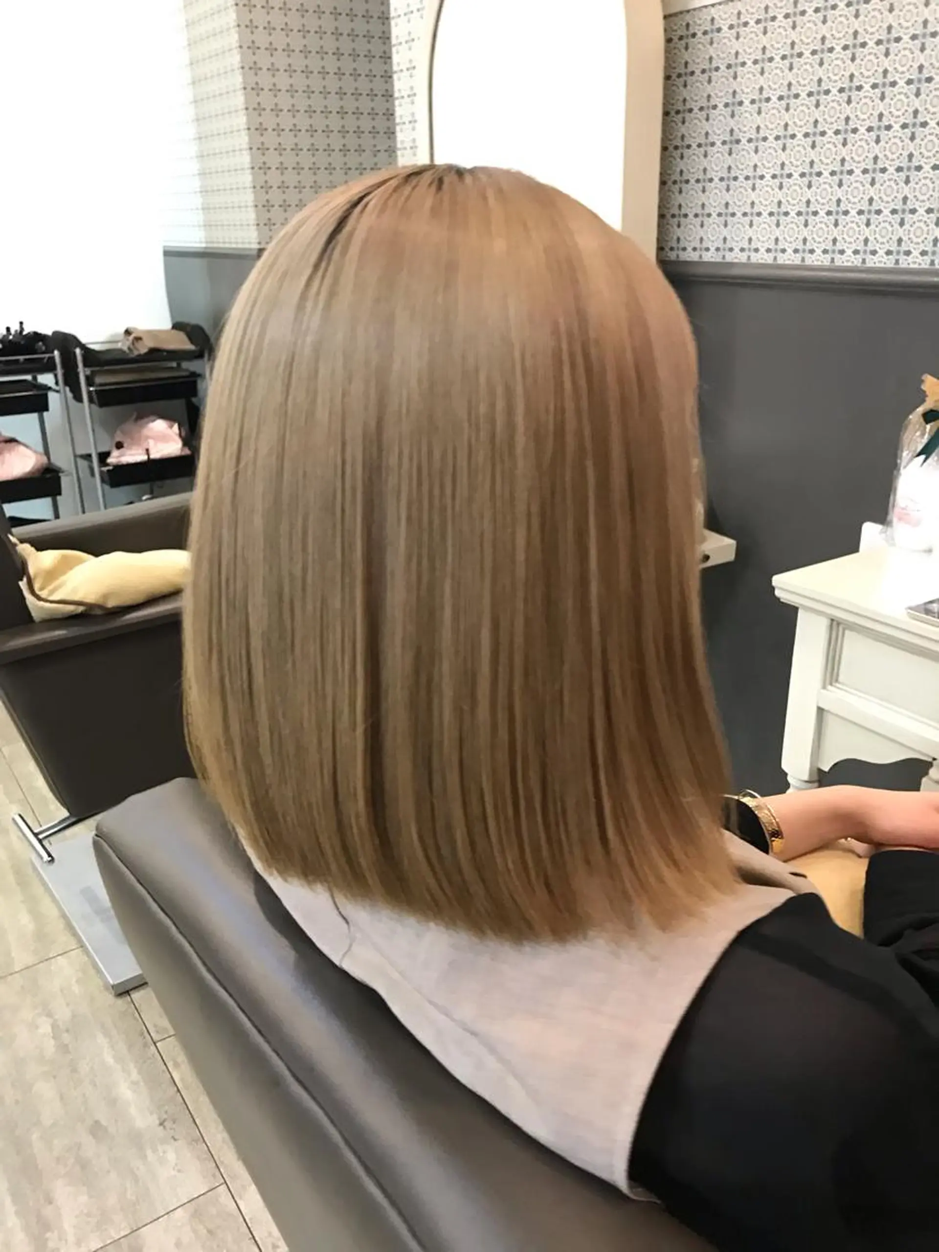 ミディアム カラー ベージュカラー ミルクティーベージュ トリートメント ヘアカラー 山崎 光瑠のヘアスタイル