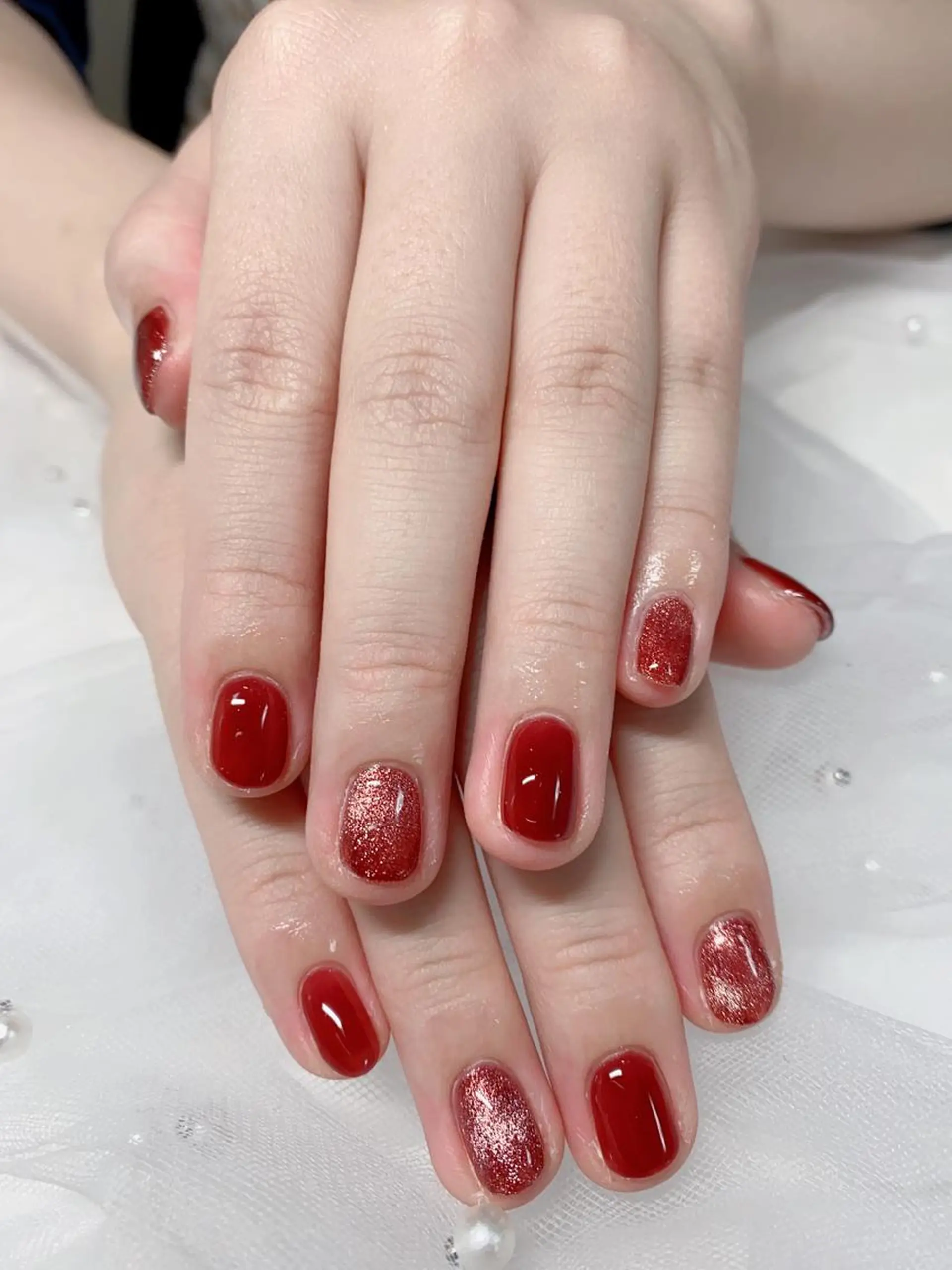 ネイル 赤色 Jasmine nailsalon所属・ジャスミン ネイルサロンのネイルデザイン