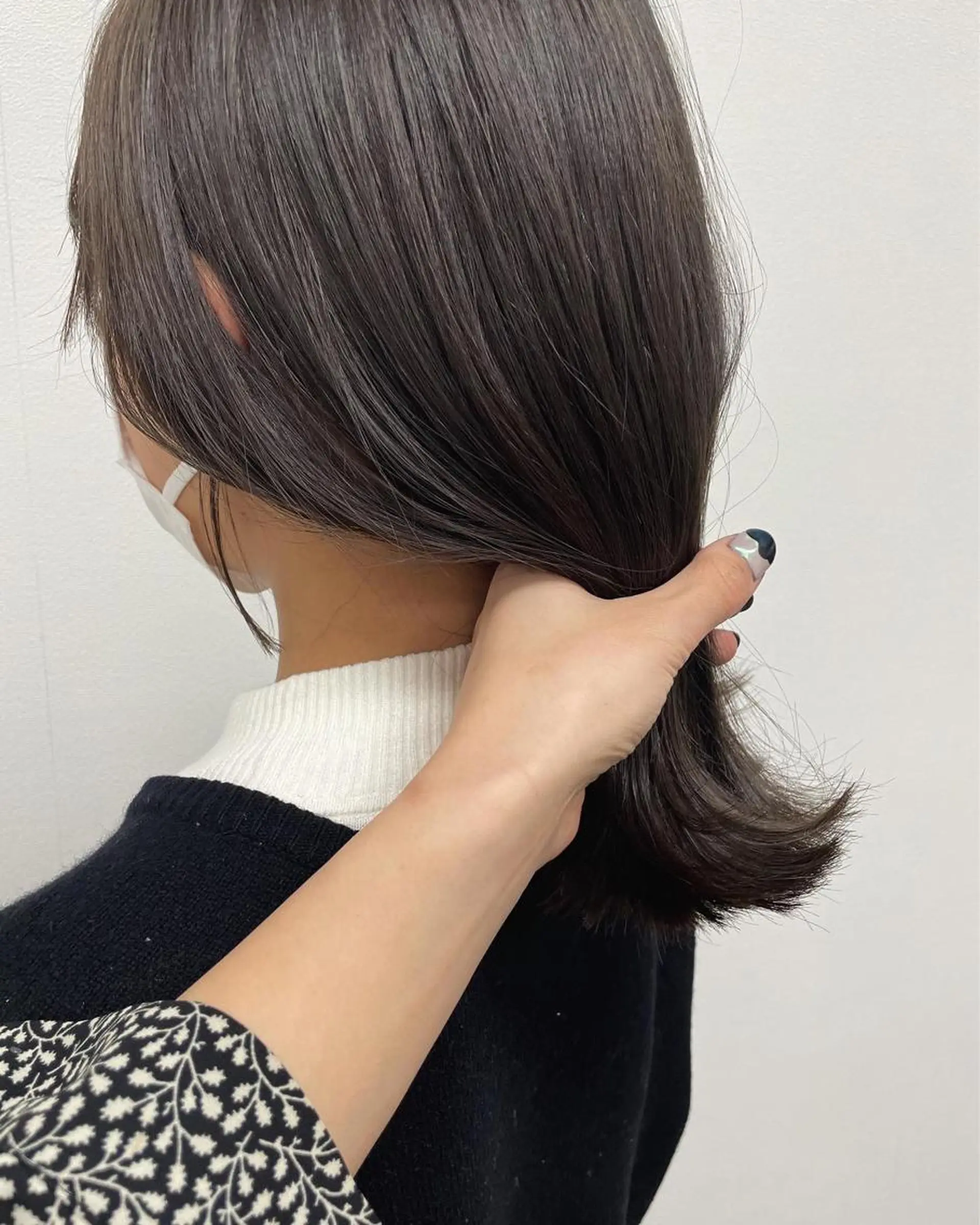 ミディアム カラー ヘアアレンジ アッシュ ベージュカラー 透明感カラー カット ヘアカラー トリートメント 酸性縮毛矯正🧴韓国 レイヤー/髪質改善のヘアスタイル