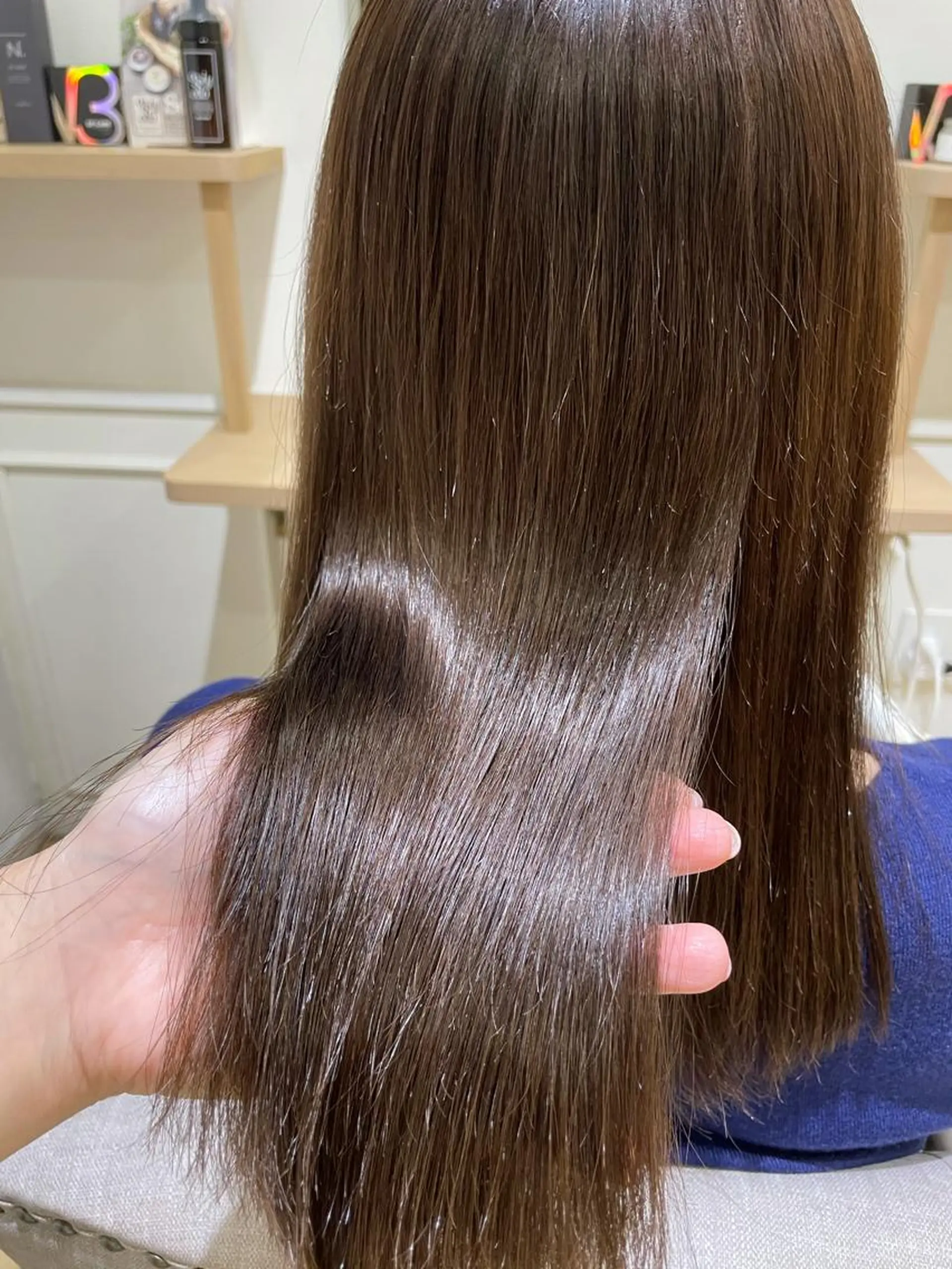 セミロング 髪質改善お任せ ください♪ひとみのヘアスタイル